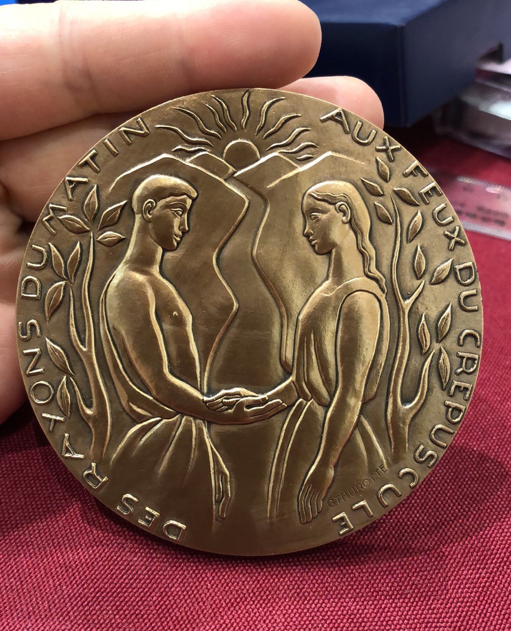 法国当代麦朵尔拍卖  结婚