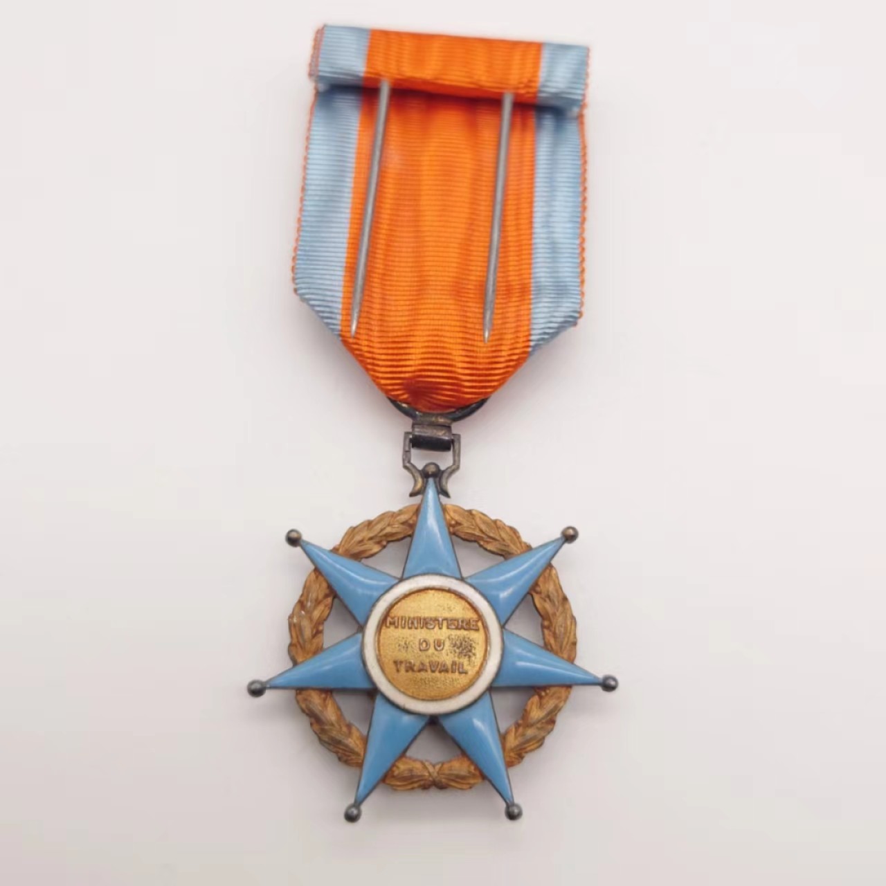 勋章奖章交易所5月8日群拍 法国军官级社会功勋勋章