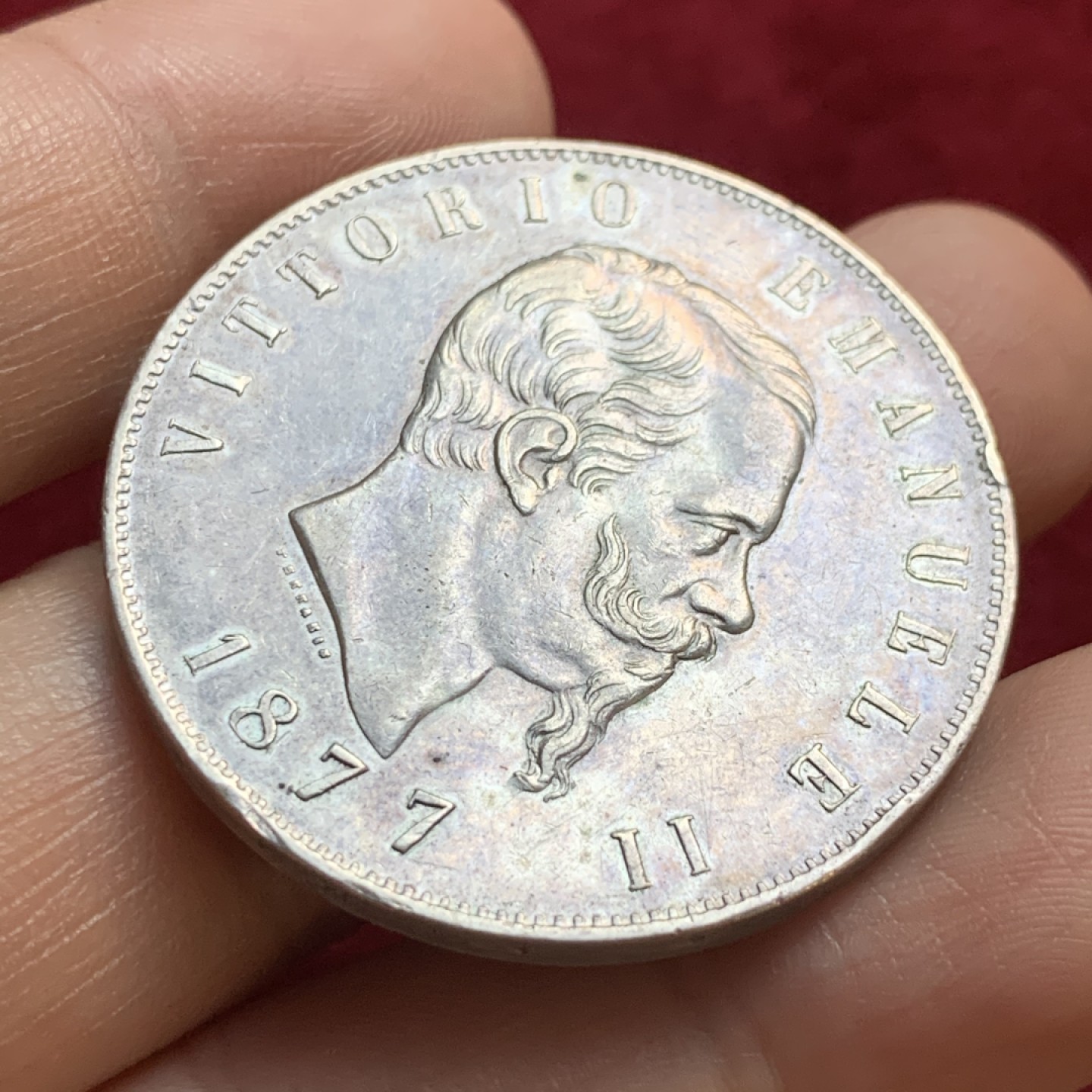 《竞宝斋》第55场-本周日，周一2场连拍（全场不限金额包邮） 意大利 1877年R版 伊曼纽尔二世 5里拉 大银币 胡子都没有磨损 淡彩包浆 背章 深打