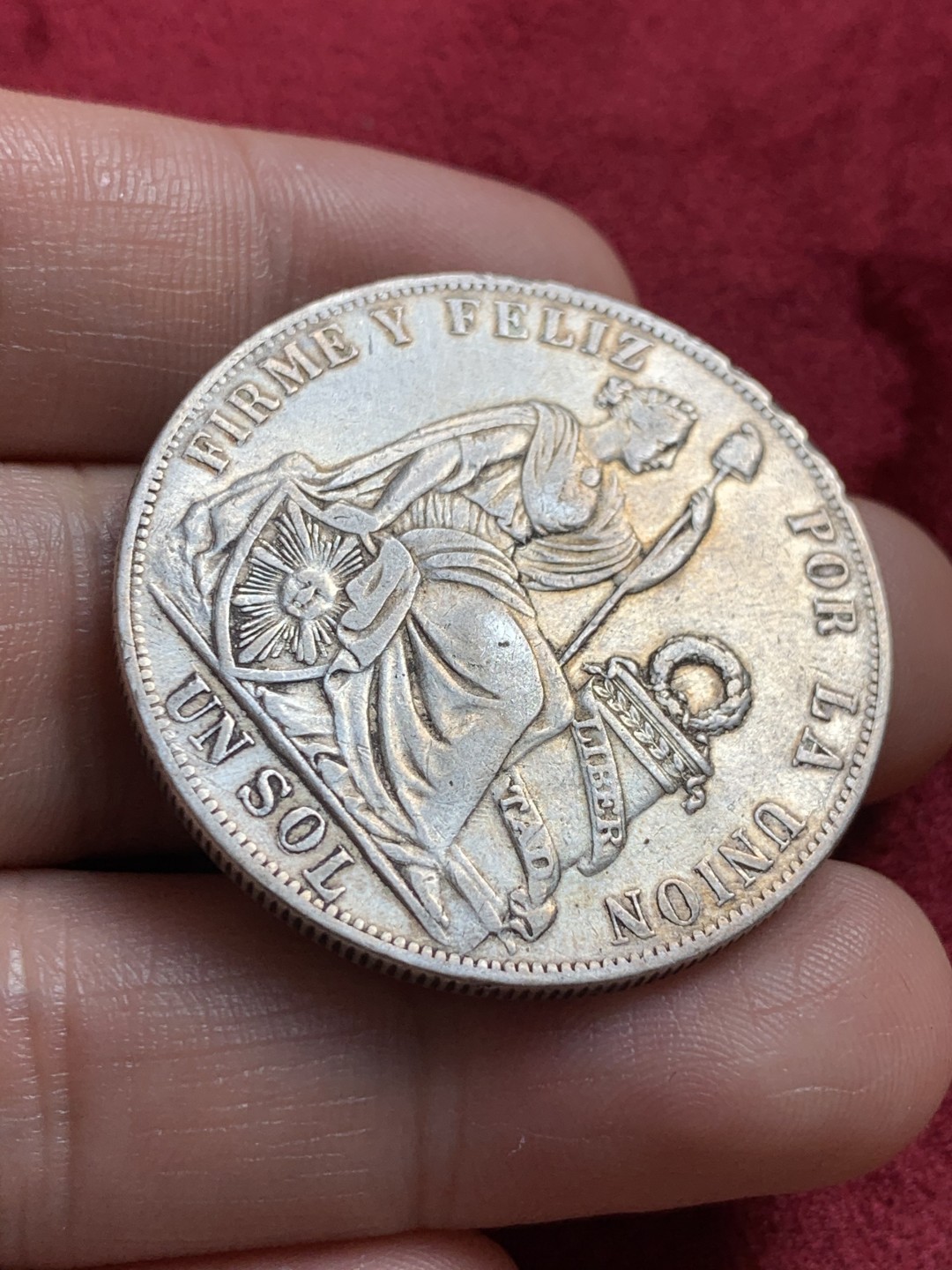 《竞宝斋》第55场-本周日，周一2场连拍（全场不限金额包邮） 1890年秘鲁坐洋女神好品1索尔大银