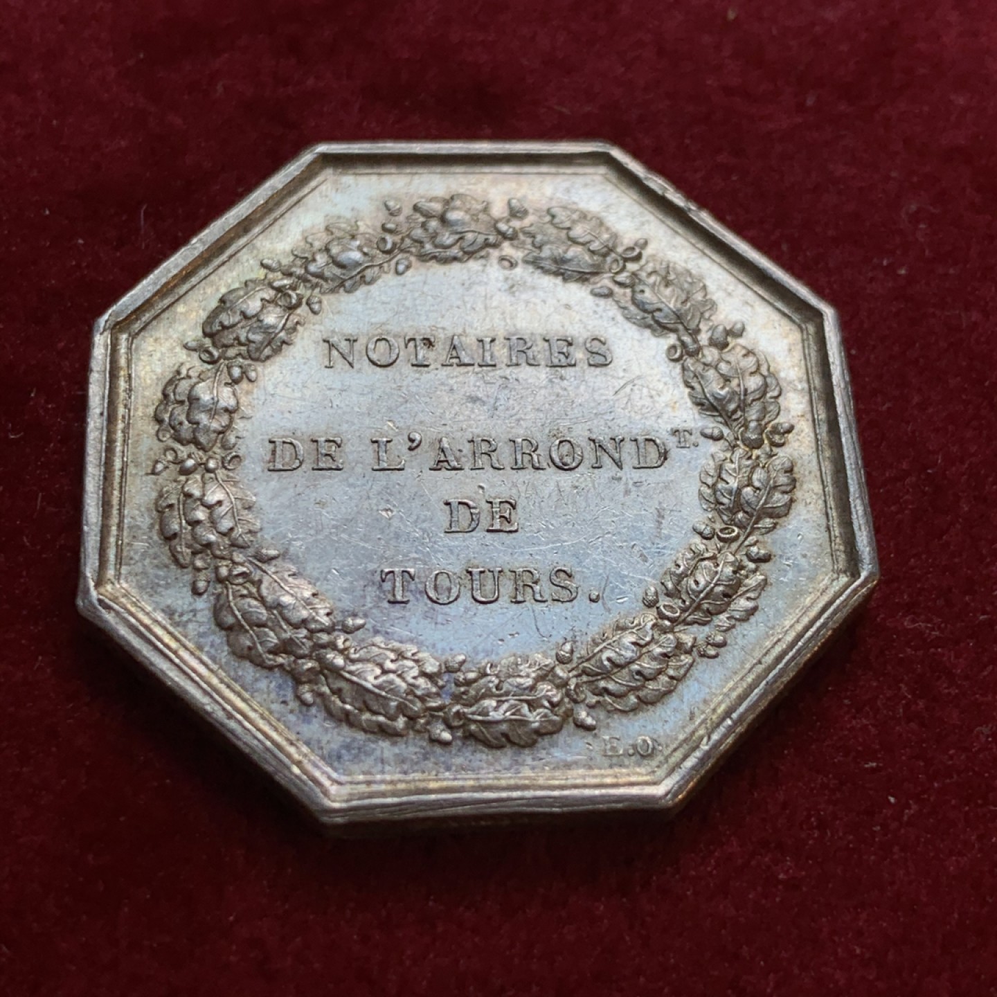 《竞宝斋》第55场-本周日，周一2场连拍（全场不限金额包邮） 法国 高品质 1860-1879年图尔斯 公证人 八角银质代币 13.2克，对角直径33.1mm 蜜蜂边铭 银标