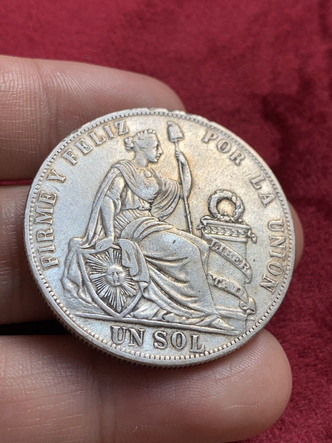 《竞宝斋》第55场-本周日，周一2场连拍（全场不限金额包邮） 1890年秘鲁坐洋女神好品1索尔大银