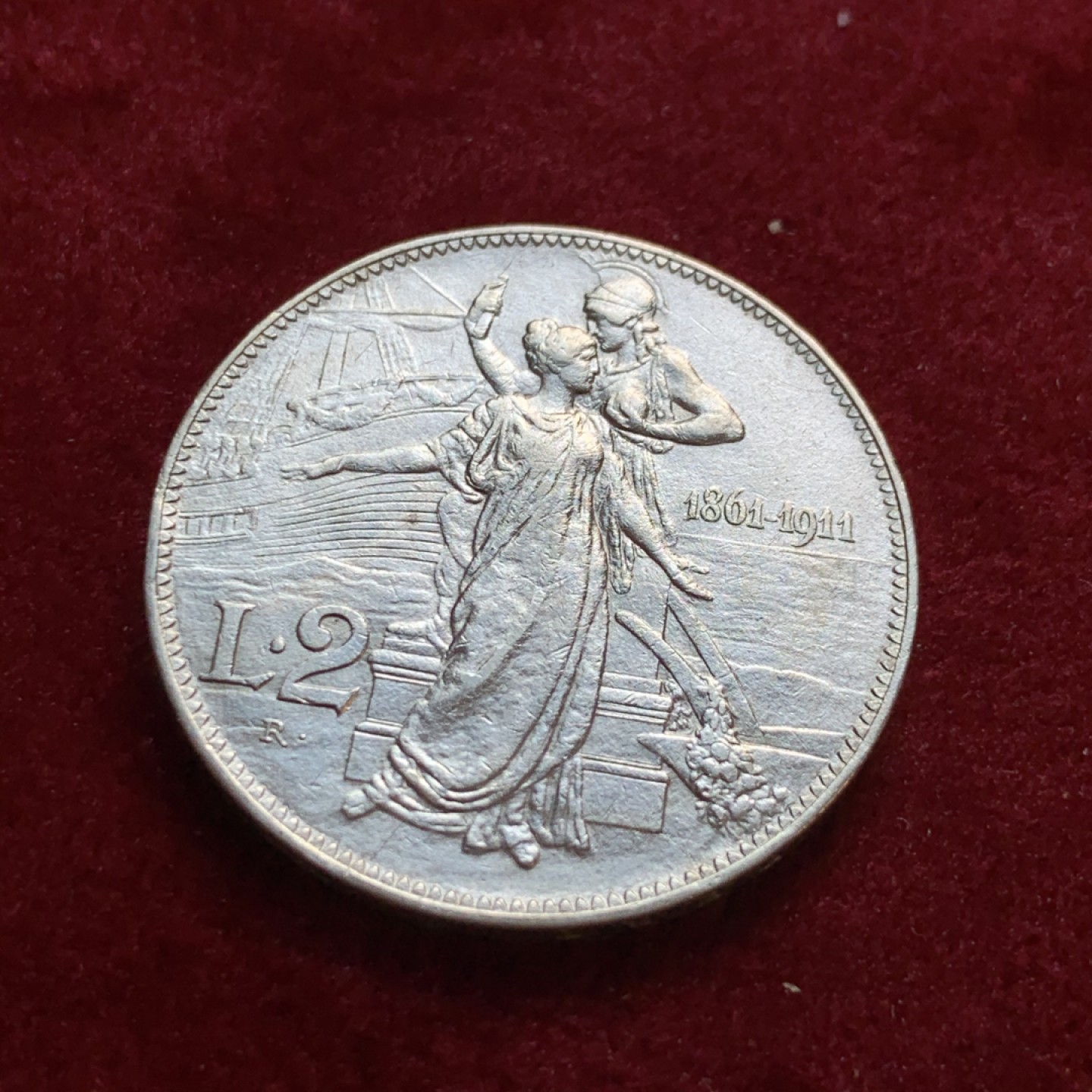 《竞宝斋》第55场-本周日，周一2场连拍（全场不限金额包邮） 少见品种 意大利 1911年 2里拉 托奶 银币