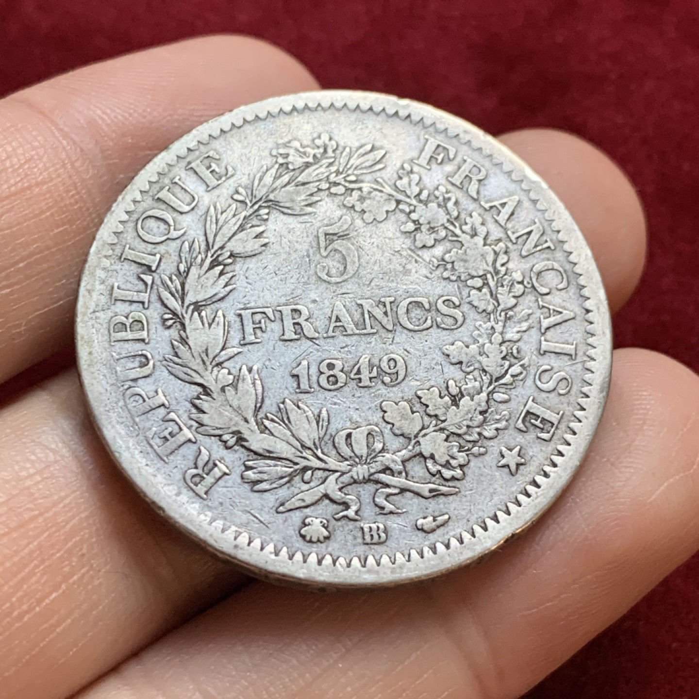 《竞宝斋》第55场-本周日，周一2场连拍（全场不限金额包邮） 法国 1849年BB版  第二共和时期 大力神 5法郎 大银币 少见版别