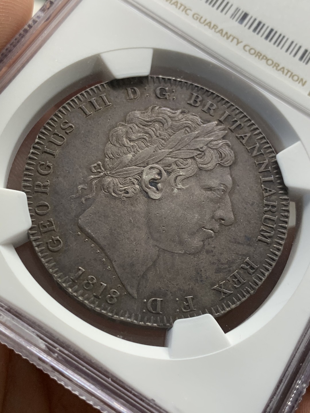 《竞宝斋》第55场-本周日，周一2场连拍（全场不限金额包邮） NGC AU55 1818 LVIII 乔治三世马剑克朗 原味好品 百年老包浆 味道一流