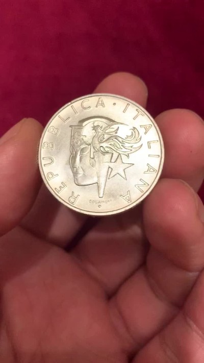 《竞宝斋》第55场-本周日，周一2场连拍（全场不限金额包邮） 意大利1988年500里拉 奥运  纪念银币