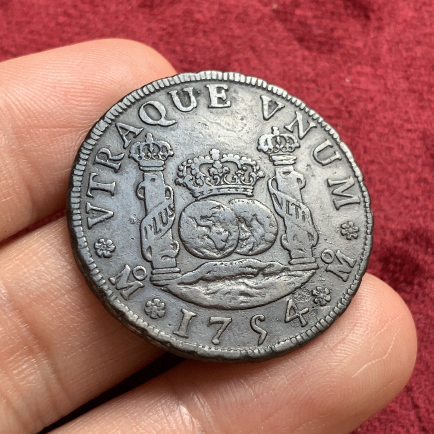 《竞宝斋》第55场-本周日，周一2场连拍（全场不限金额包邮） 西属墨西哥1754地球4R银币