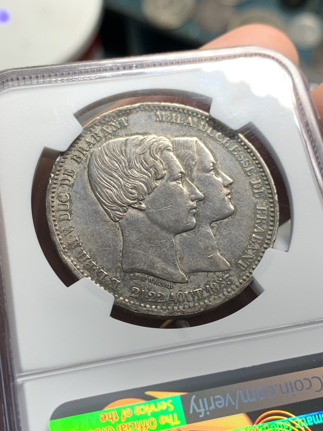 《竞宝斋》第55场-本周日，周一2场连拍（全场不限金额包邮） 1853年比利时利奥波德一世布拉班特公国皇家婚礼5法郎原味稀少品大银。铸造仅32000件，NGC-AU DETAILS