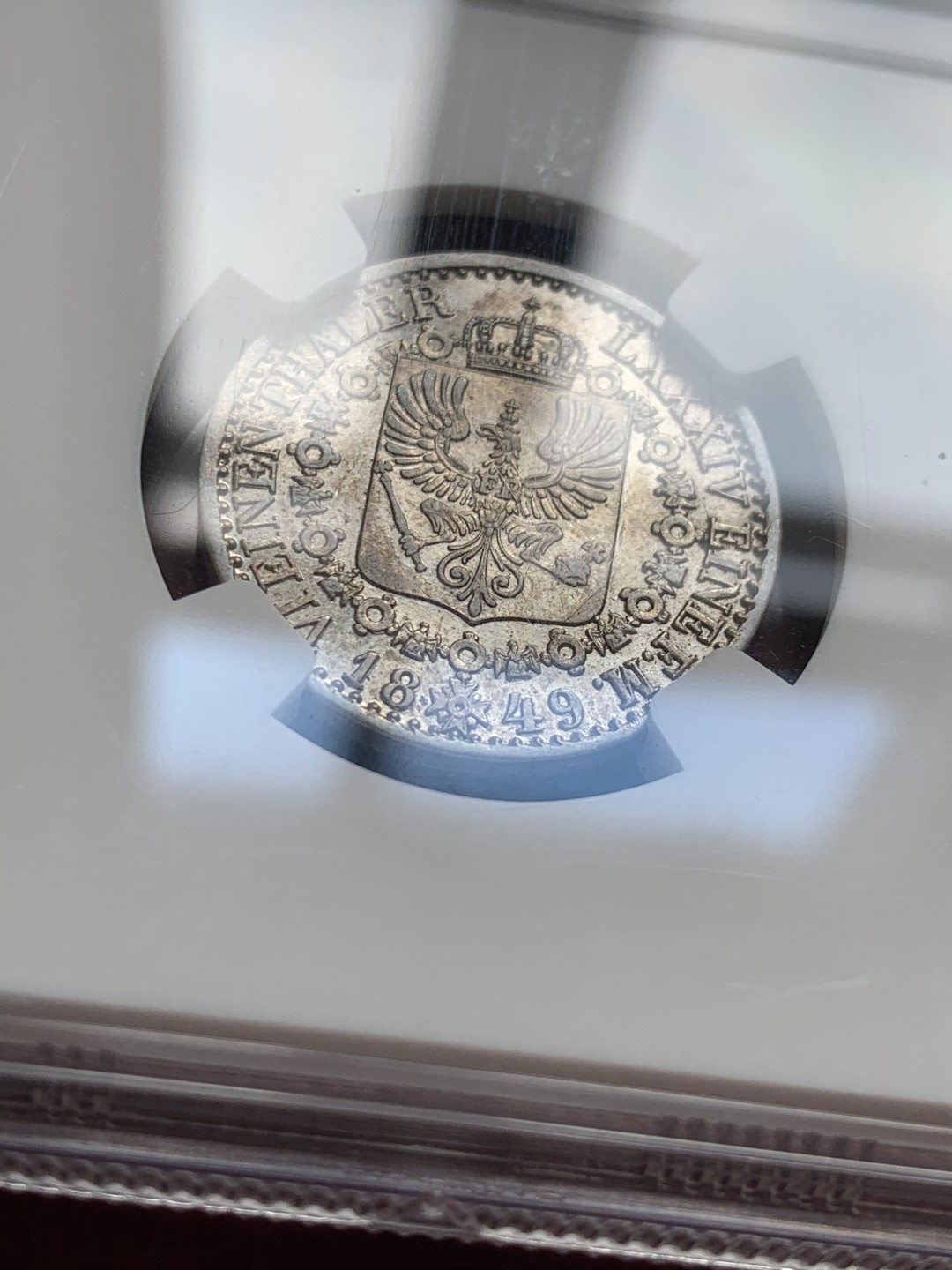 《竞宝斋》第55场-本周日，周一2场连拍（全场不限金额包邮） 比利时1法郎，普鲁士1/6泰勒评级银币2枚