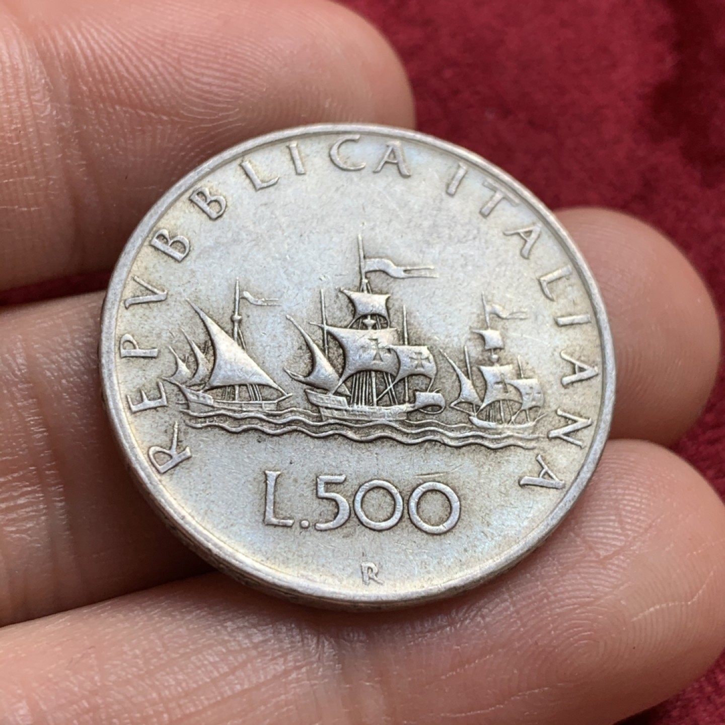 《竞宝斋》第55场-本周日，周一2场连拍（全场不限金额包邮） 意大利 1960年 500里拉 白皙少妇 帆船 银币