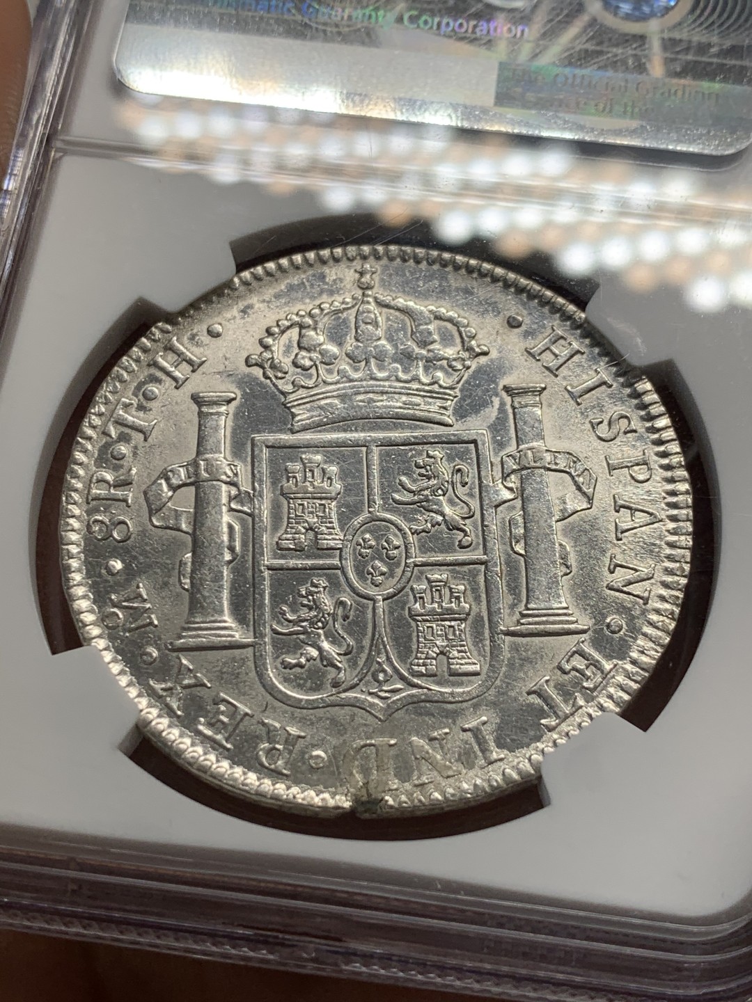 《竞宝斋》第55场-本周日，周一2场连拍（全场不限金额包邮） NGC-AUD  墨西哥双柱 卡洛斯四世  1804  8 里亚尔  白净深打  外拍都是200刀起