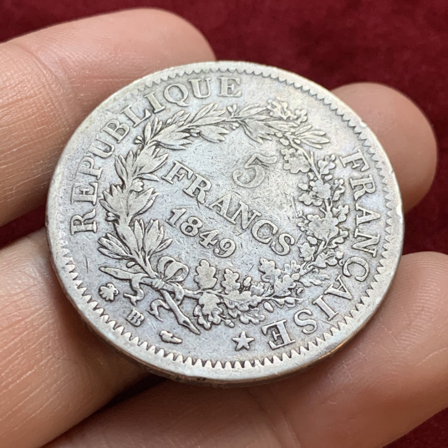 《竞宝斋》第55场-本周日，周一2场连拍（全场不限金额包邮） 法国 1849年BB版  第二共和时期 大力神 5法郎 大银币 少见版别