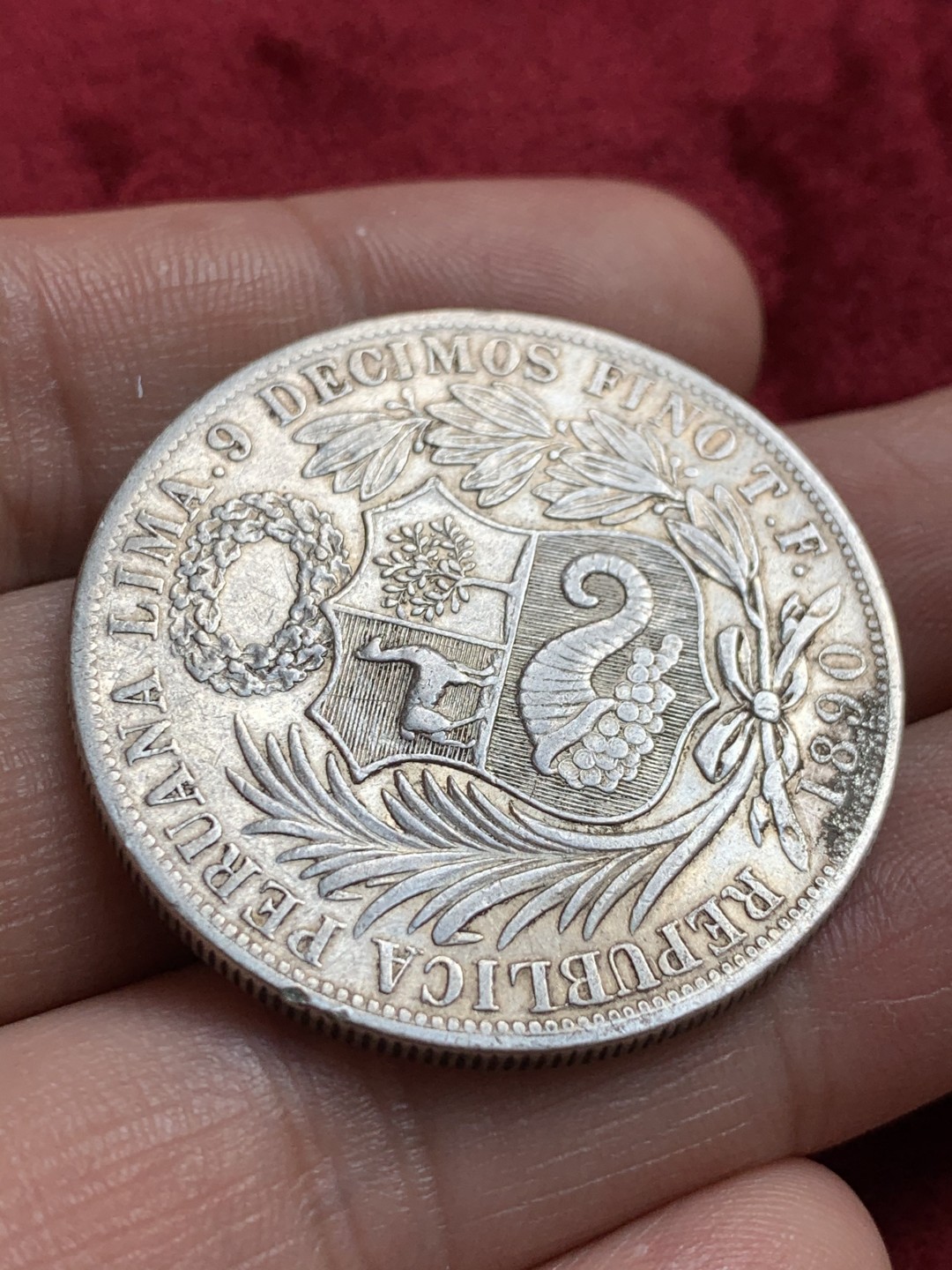 《竞宝斋》第55场-本周日，周一2场连拍（全场不限金额包邮） 1890年秘鲁坐洋女神好品1索尔大银