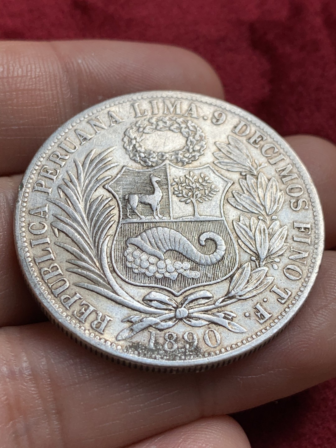 《竞宝斋》第55场-本周日，周一2场连拍（全场不限金额包邮） 1890年秘鲁坐洋女神好品1索尔大银