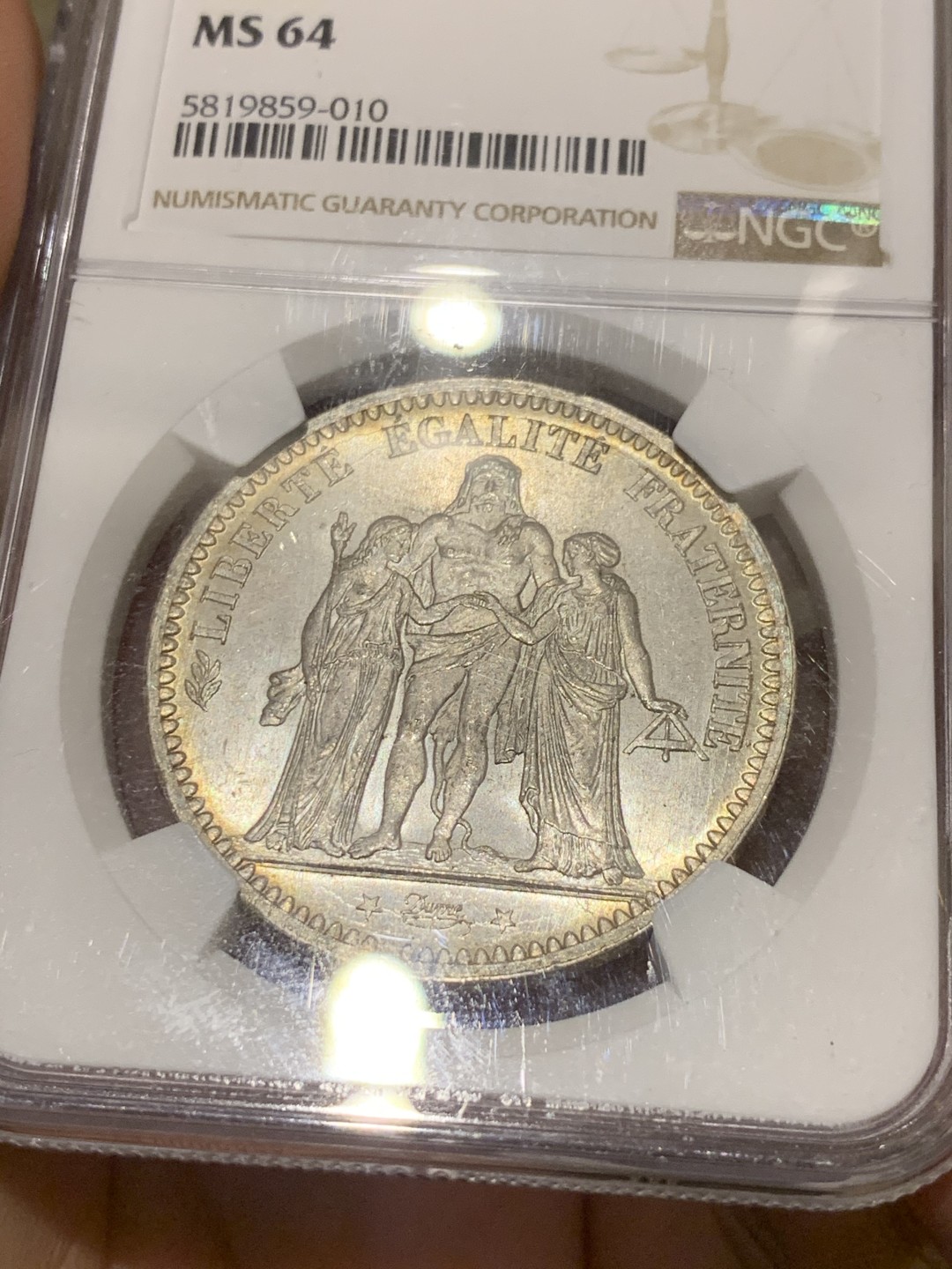 《竞宝斋》第55场-本周日，周一2场连拍（全场不限金额包邮） NGC-MS64 法国 1873年 大力神5法郎 银币 状态难得 底板一流