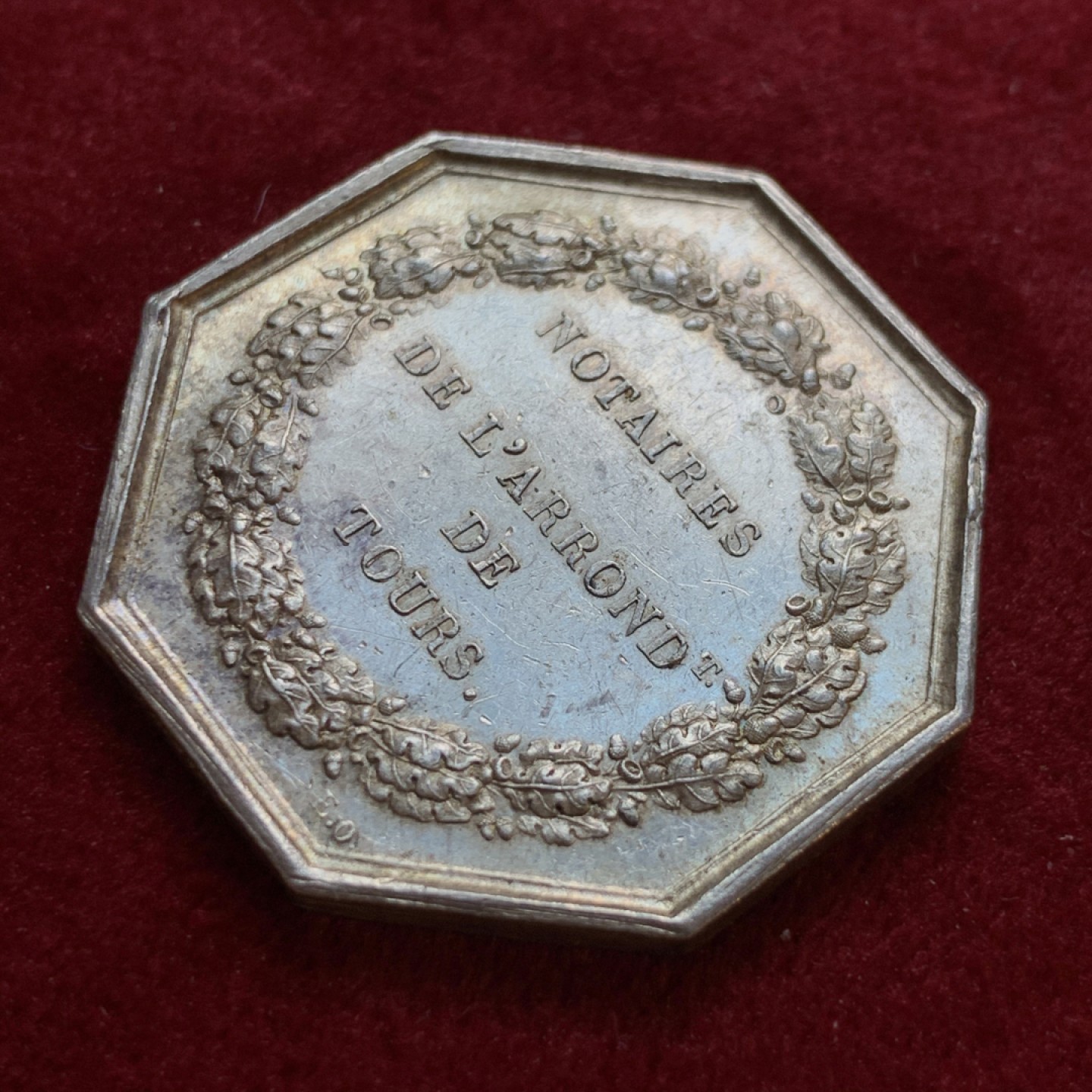 《竞宝斋》第55场-本周日，周一2场连拍（全场不限金额包邮） 法国 高品质 1860-1879年图尔斯 公证人 八角银质代币 13.2克，对角直径33.1mm 蜜蜂边铭 银标