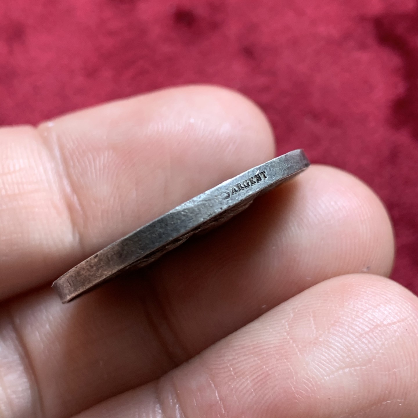 《竞宝斋》第55场-本周日，周一2场连拍（全场不限金额包邮） 19世纪 百年老彩！法国结婚纪念银章 28mm直径 蜂蜜边铭 背面未使用