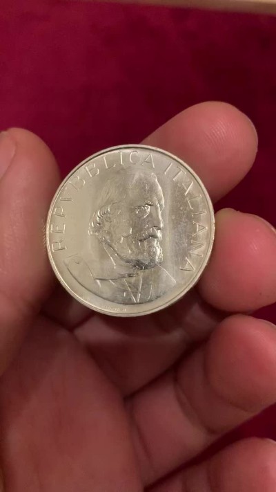 《竞宝斋》第55场-本周日，周一2场连拍（全场不限金额包邮） 意大利1982年地图 好品相500里拉银币