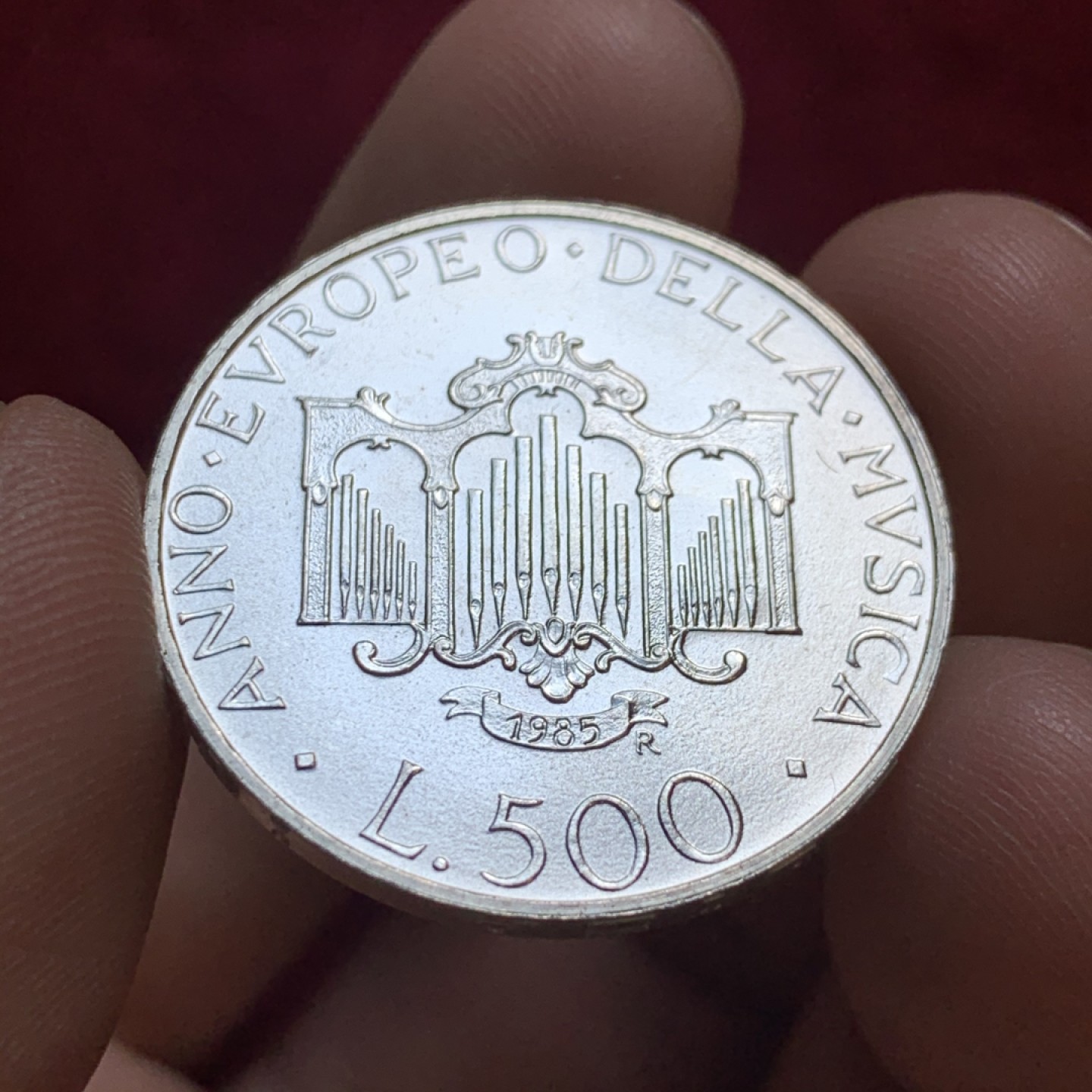 《竞宝斋》第55场-本周日，周一2场连拍（全场不限金额包邮） 意大利1985年 好品相 500里拉银币