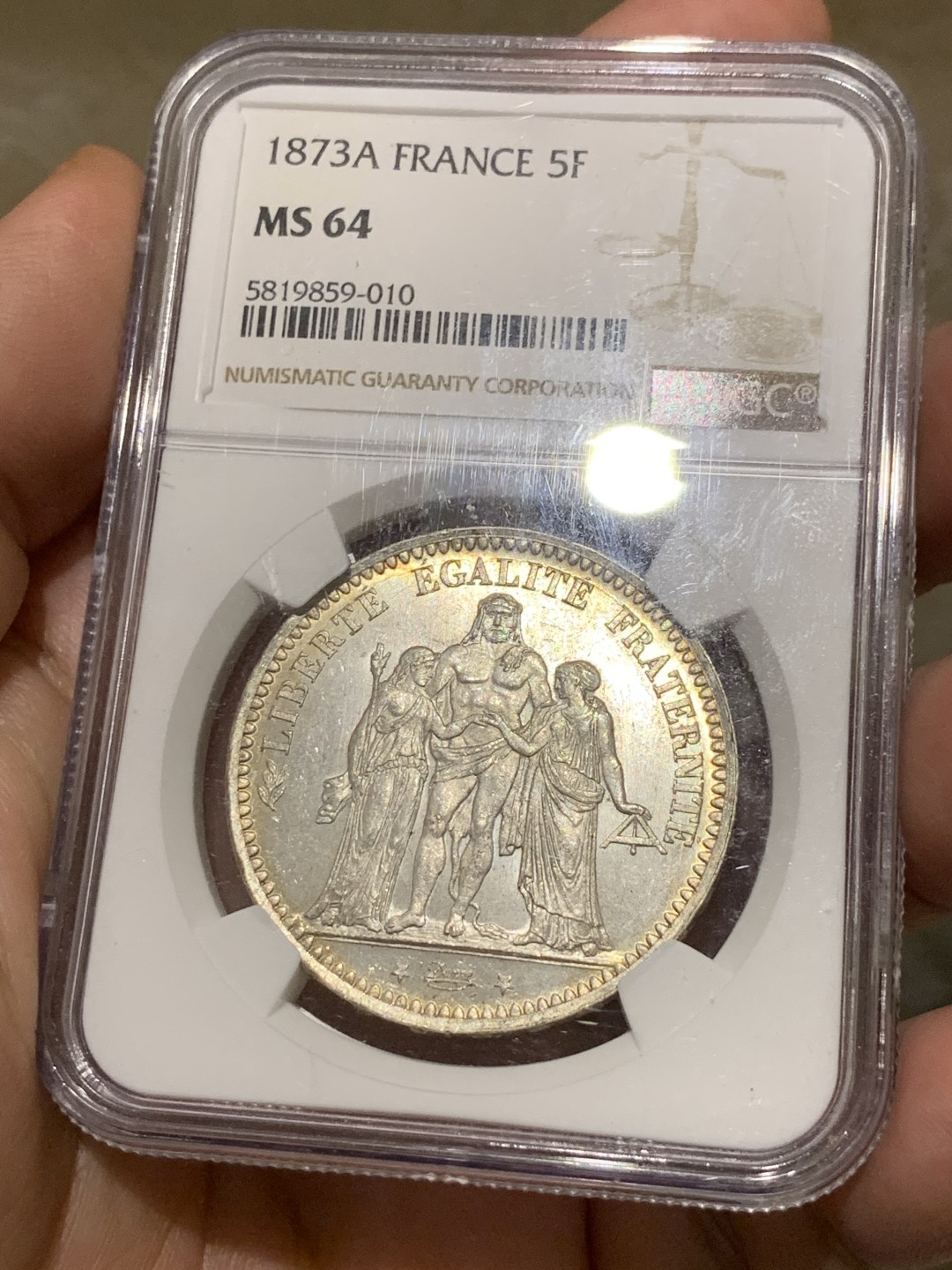 《竞宝斋》第55场-本周日，周一2场连拍（全场不限金额包邮） NGC-MS64 法国 1873年 大力神5法郎 银币 状态难得 底板一流