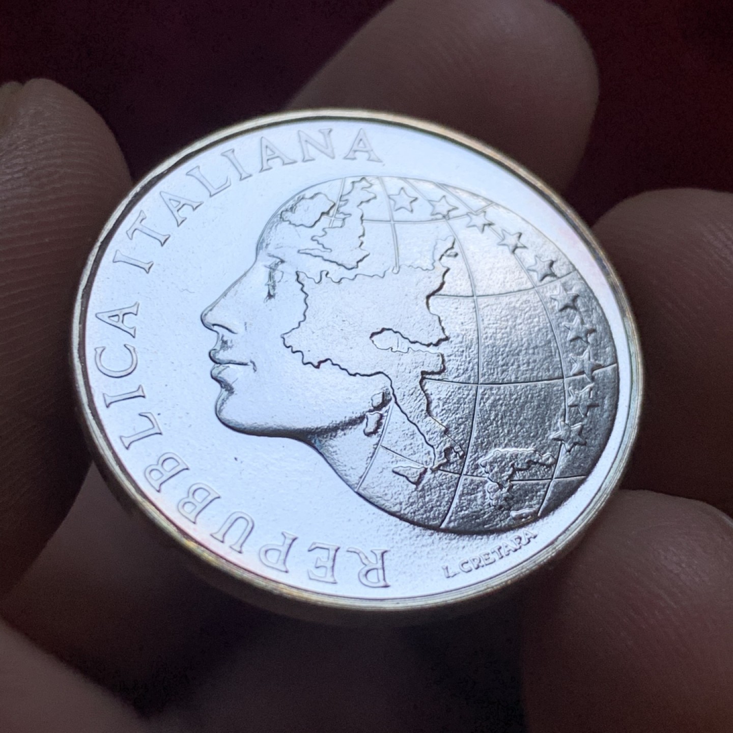 《竞宝斋》第55场-本周日，周一2场连拍（全场不限金额包邮） 意大利 1985年 500里拉 万国旗 地图纪念银币