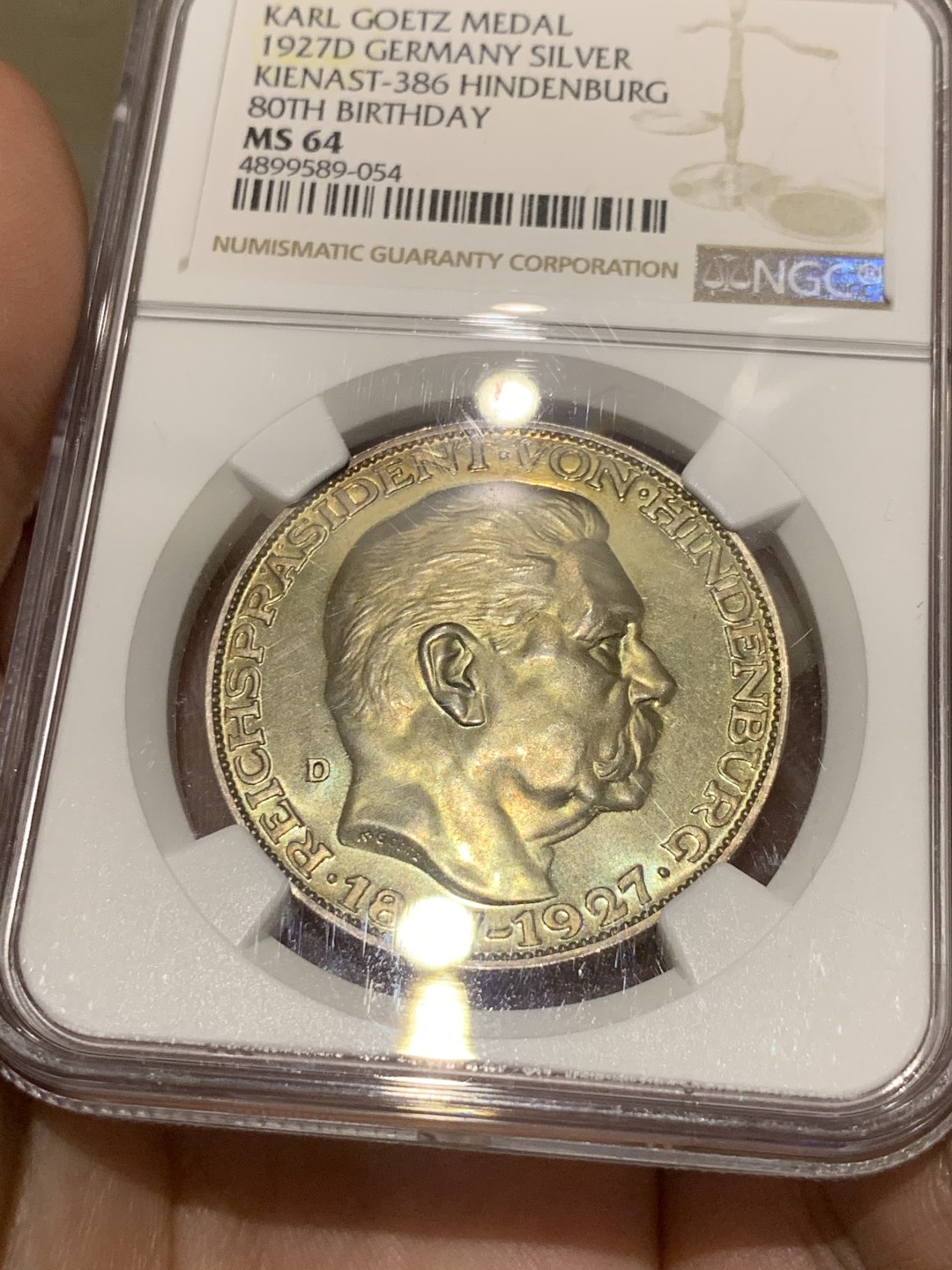 《竞宝斋》第55场-本周日，周一2场连拍（全场不限金额包邮） NGC-MS64 1927年德国兴登堡5马克币型章 卡尔哥茨作品，金彩包浆，PL底板，状态极佳