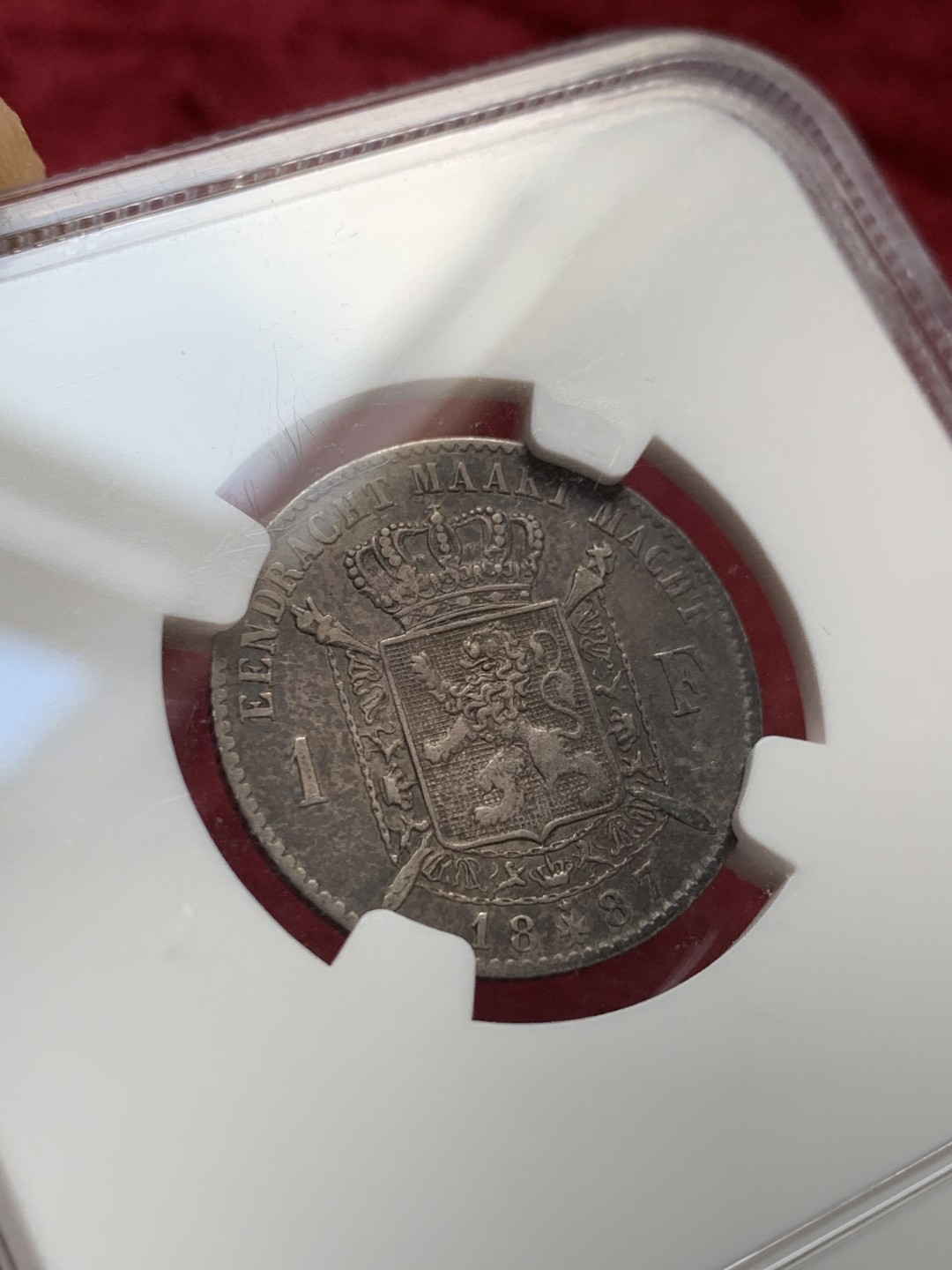 《竞宝斋》第55场-本周日，周一2场连拍（全场不限金额包邮） 比利时1法郎，普鲁士1/6泰勒评级银币2枚