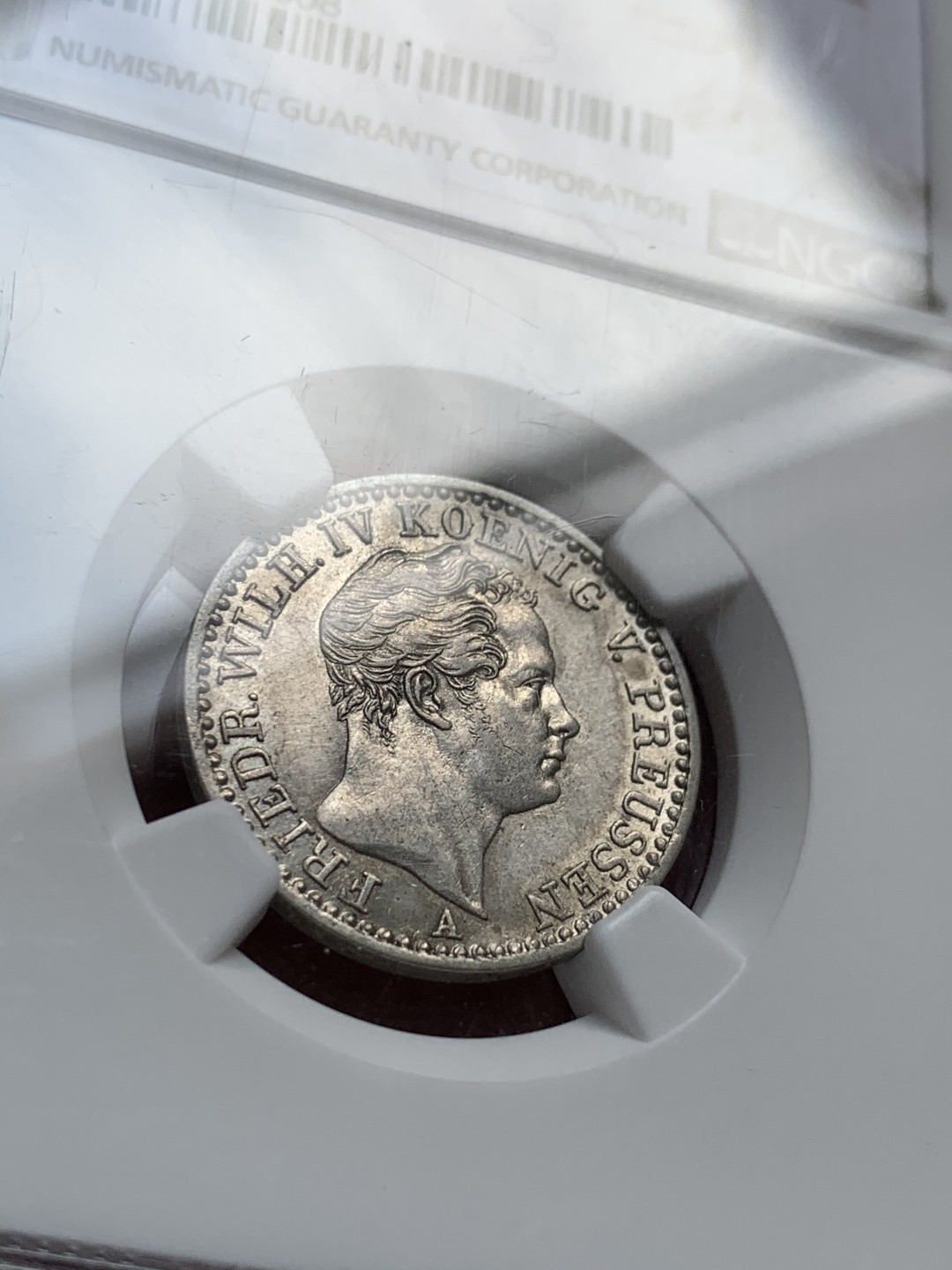 《竞宝斋》第55场-本周日，周一2场连拍（全场不限金额包邮） 比利时1法郎，普鲁士1/6泰勒评级银币2枚