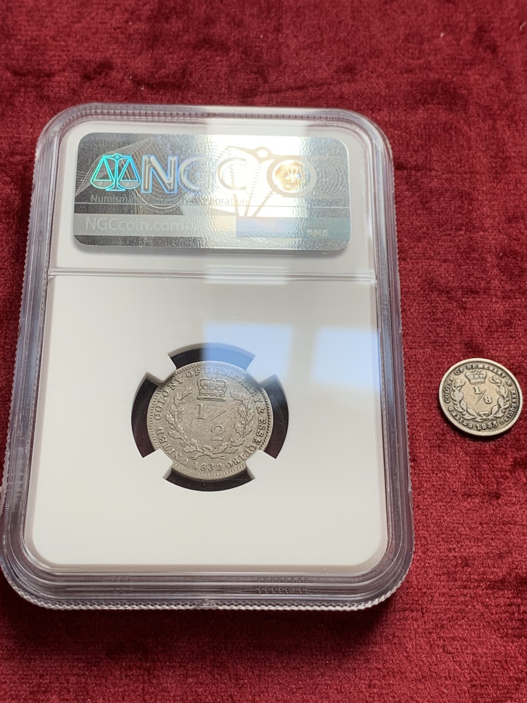 《竞宝斋》第55场-本周日，周一2场连拍（全场不限金额包邮） 极稀少的英属埃斯奎波威廉四世1/8盾1/2盾银币一对2枚