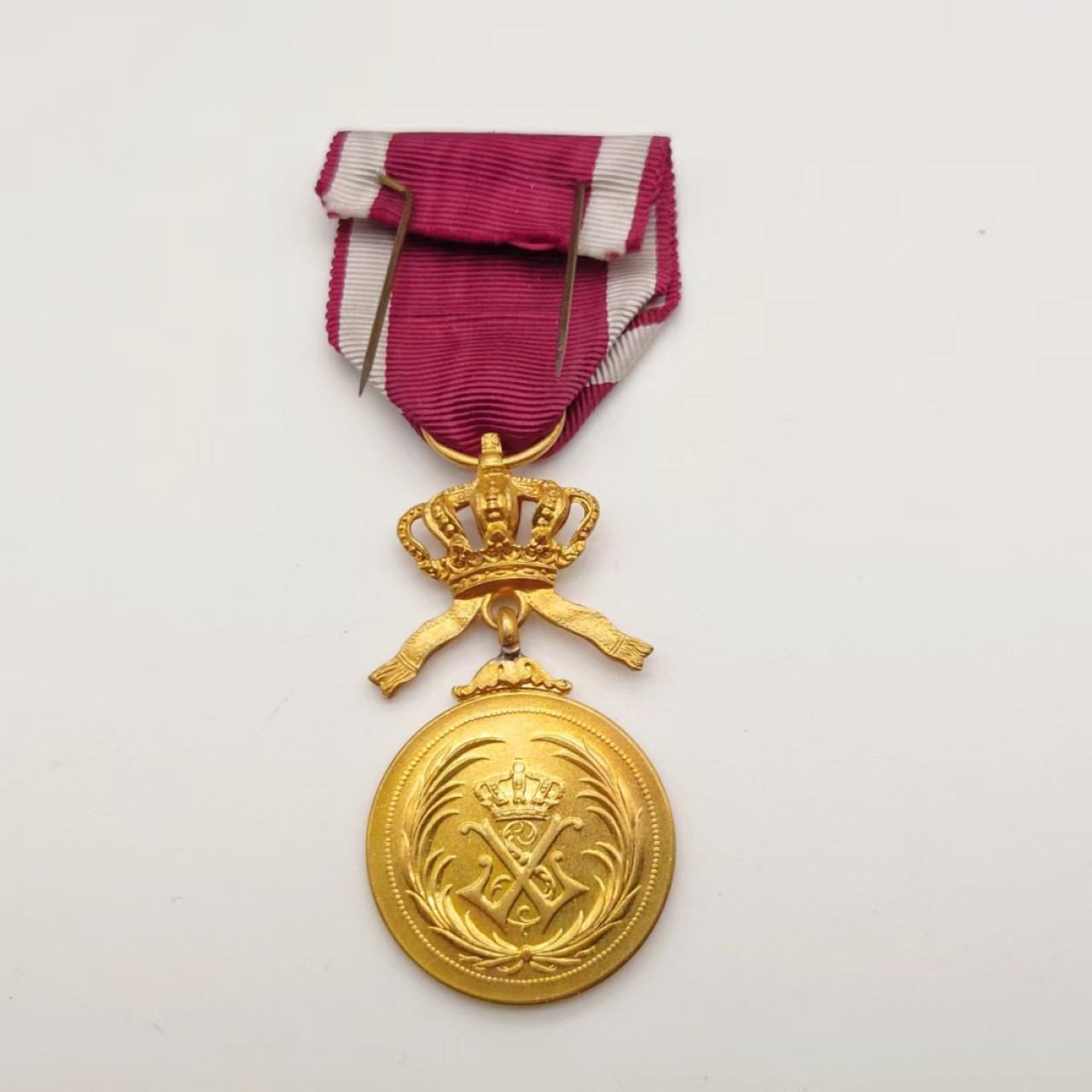 勋章奖章交易所5月14日群拍 比利时皇冠奖章