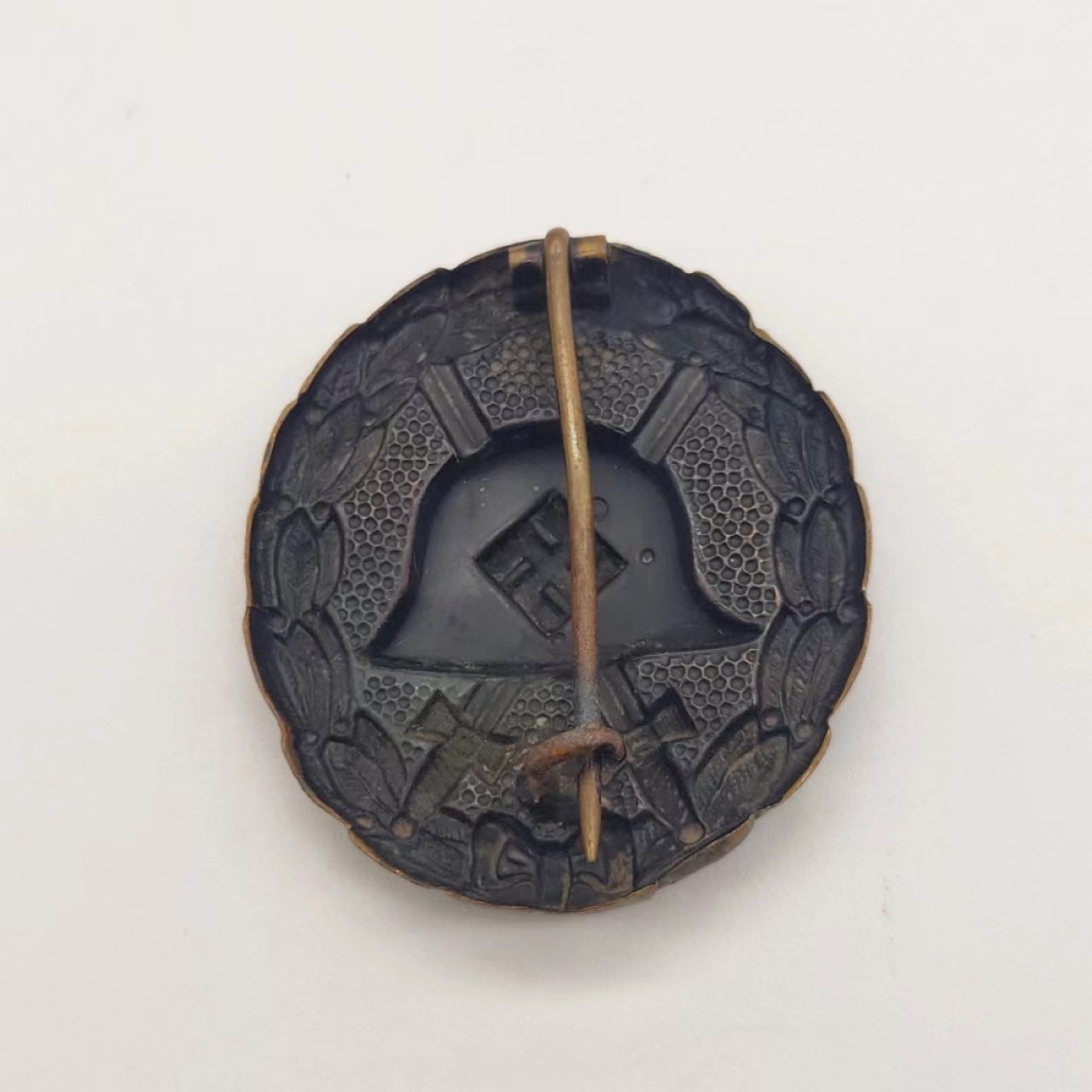 勋章奖章交易所5月14日群拍 德国黑伤奖章西班牙内战版