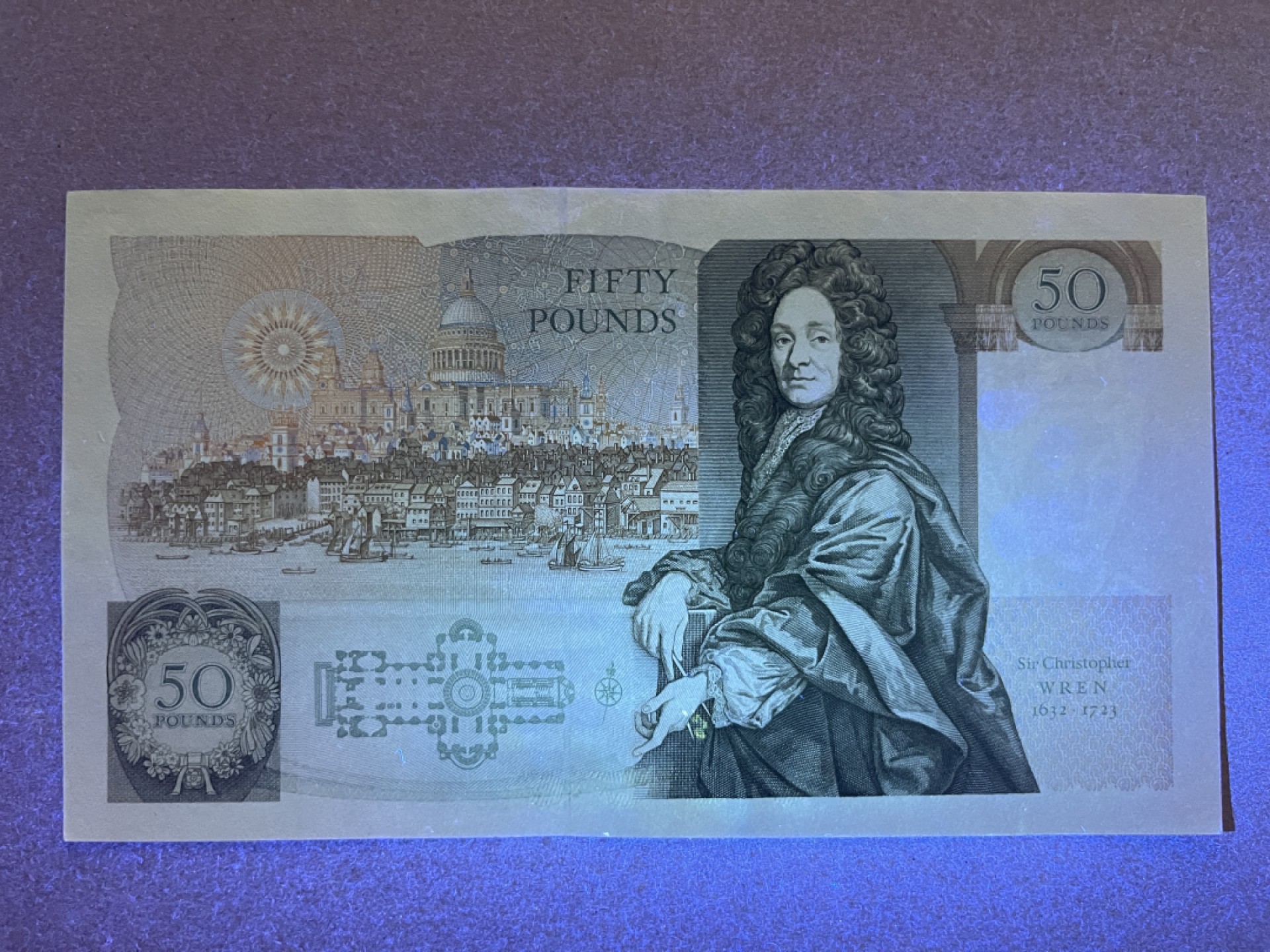 《张总收藏》58期——外币精品 英格兰50镑 UNC D序列 P-381b 局部有轻微荧光