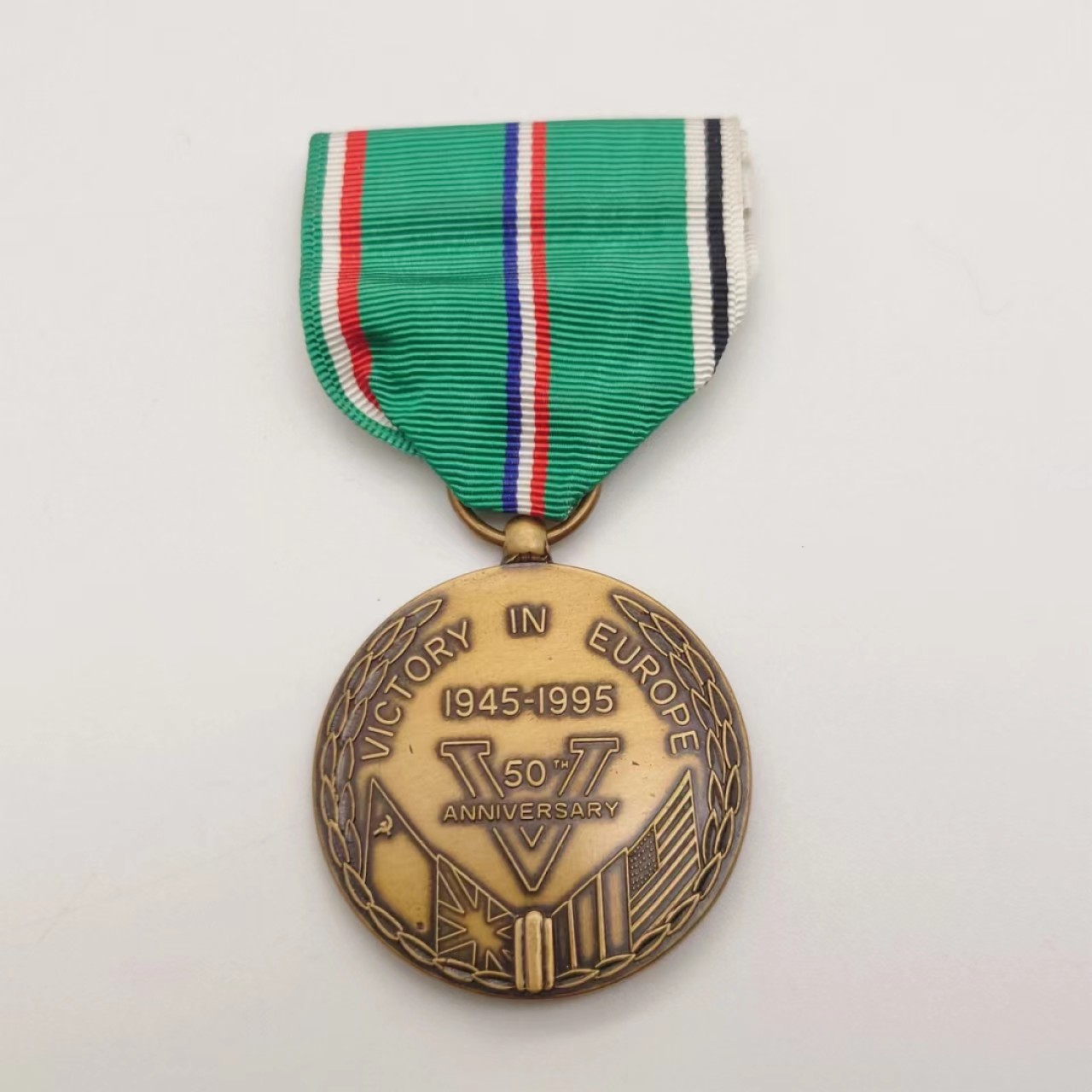 勋章奖章交易所5月14日群拍 美国二战欧洲战场胜利50周年纪念章