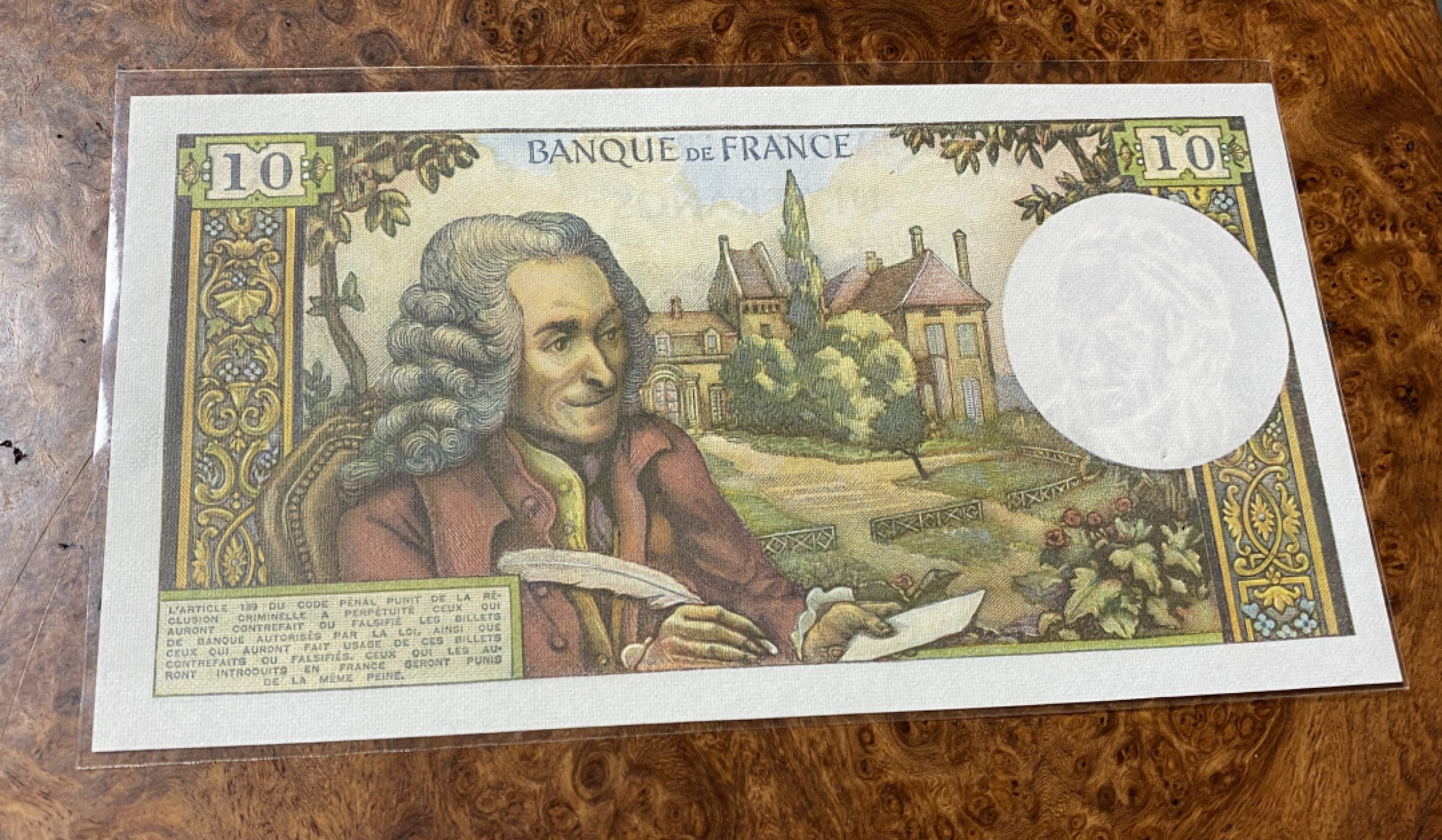 Chase Auction 第10期 - - 中外钱币、民国钞联拍！ 法国倒三版10法郎，伏尔泰，unc，品相如图！有针孔！