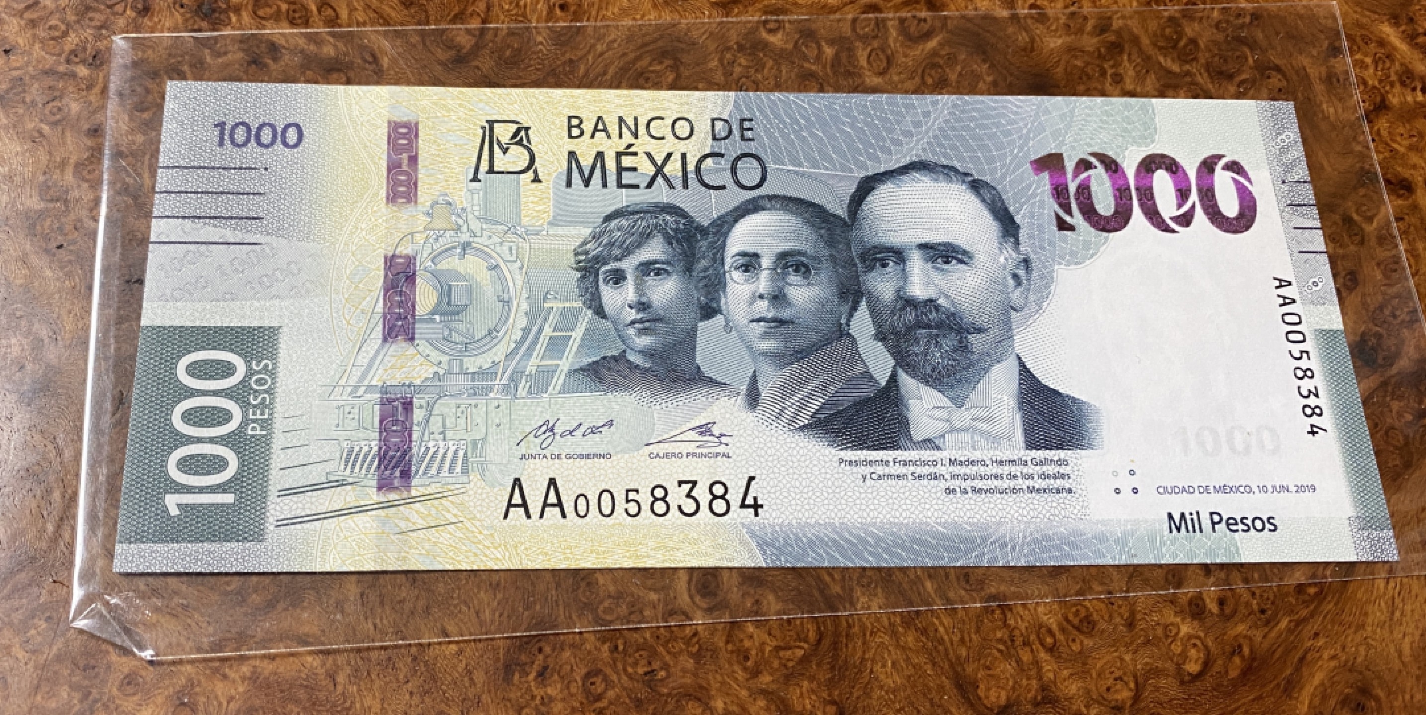 Chase Auction 第10期 - - 中外钱币、民国钞联拍！ 2020年墨西哥100比索，AA首发冠，全新unc，品相如图！