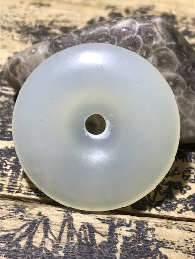 天然青花岫玉平安扣一個， - 天然青花岫玉平安扣一個，