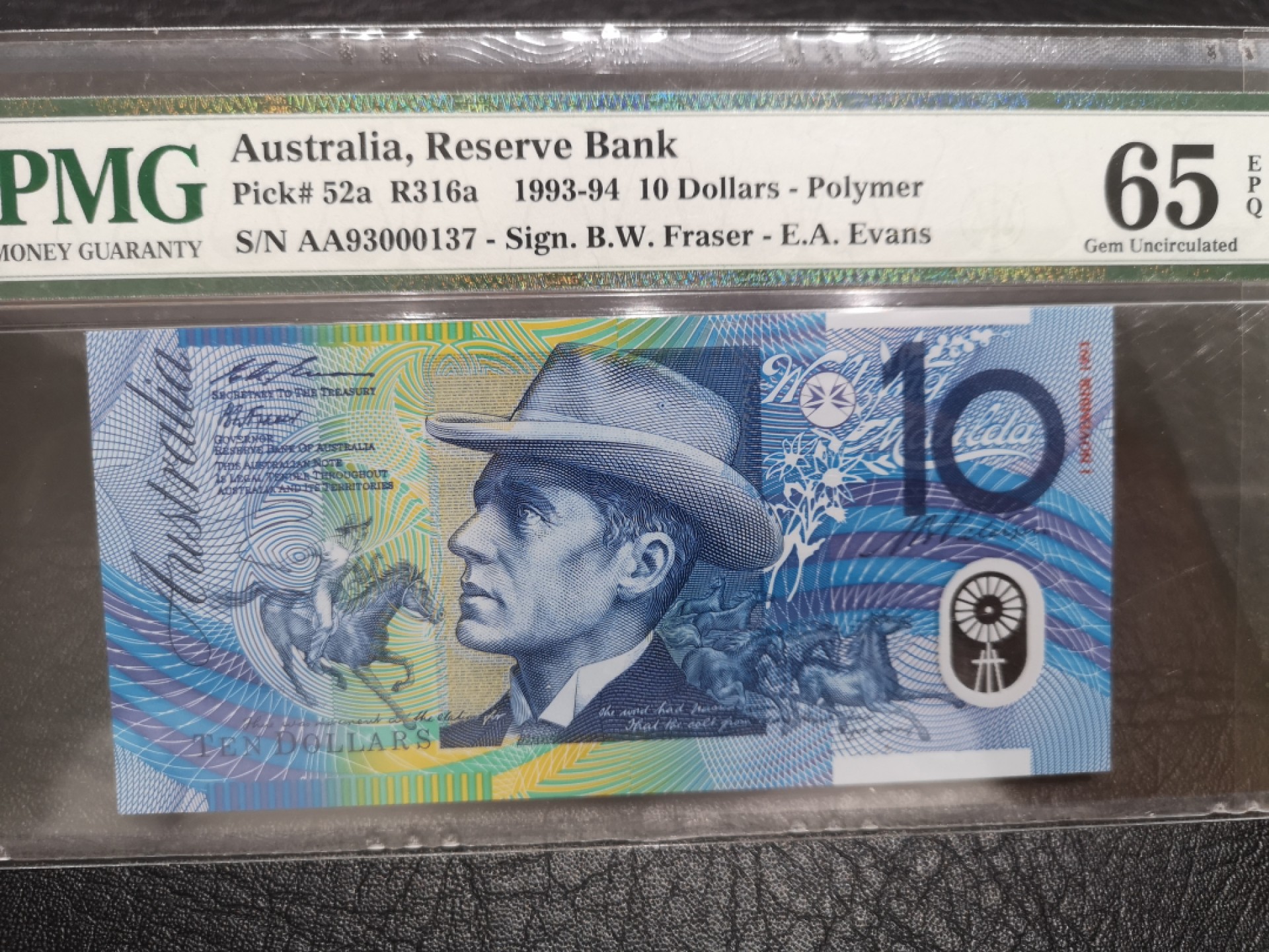 《外钞收藏家》第一百七十八期拍卖 1993年澳大利亚10元 新旧两版 已评级 包含精装册子 全同号百位号