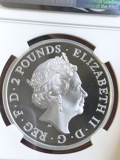 【海寧潮】英国2021年神兽十合一1盎司精制银币NGC-PF69首期，原盒证书，999银，直径38.61毫米，发行7100枚