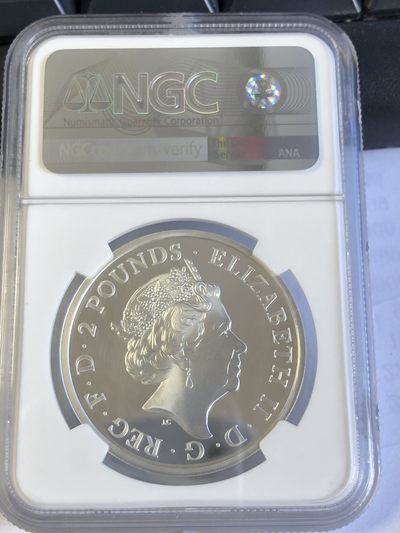 【海寧潮】英国2021年神兽十合一1盎司精制银币NGC-PF69首期，原盒证书，999银，直径38.61毫米，发行7100枚