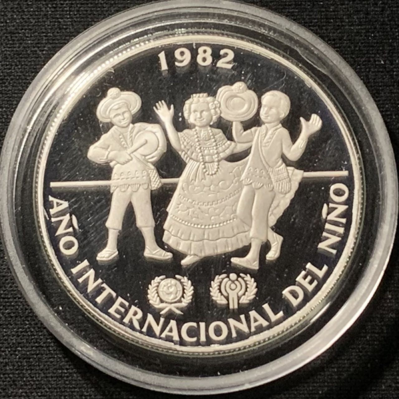 紫瑗钱币——第190期拍卖 巴拿马 1982年 国际儿童年 10波拿巴 26.5克 0.5银 精制