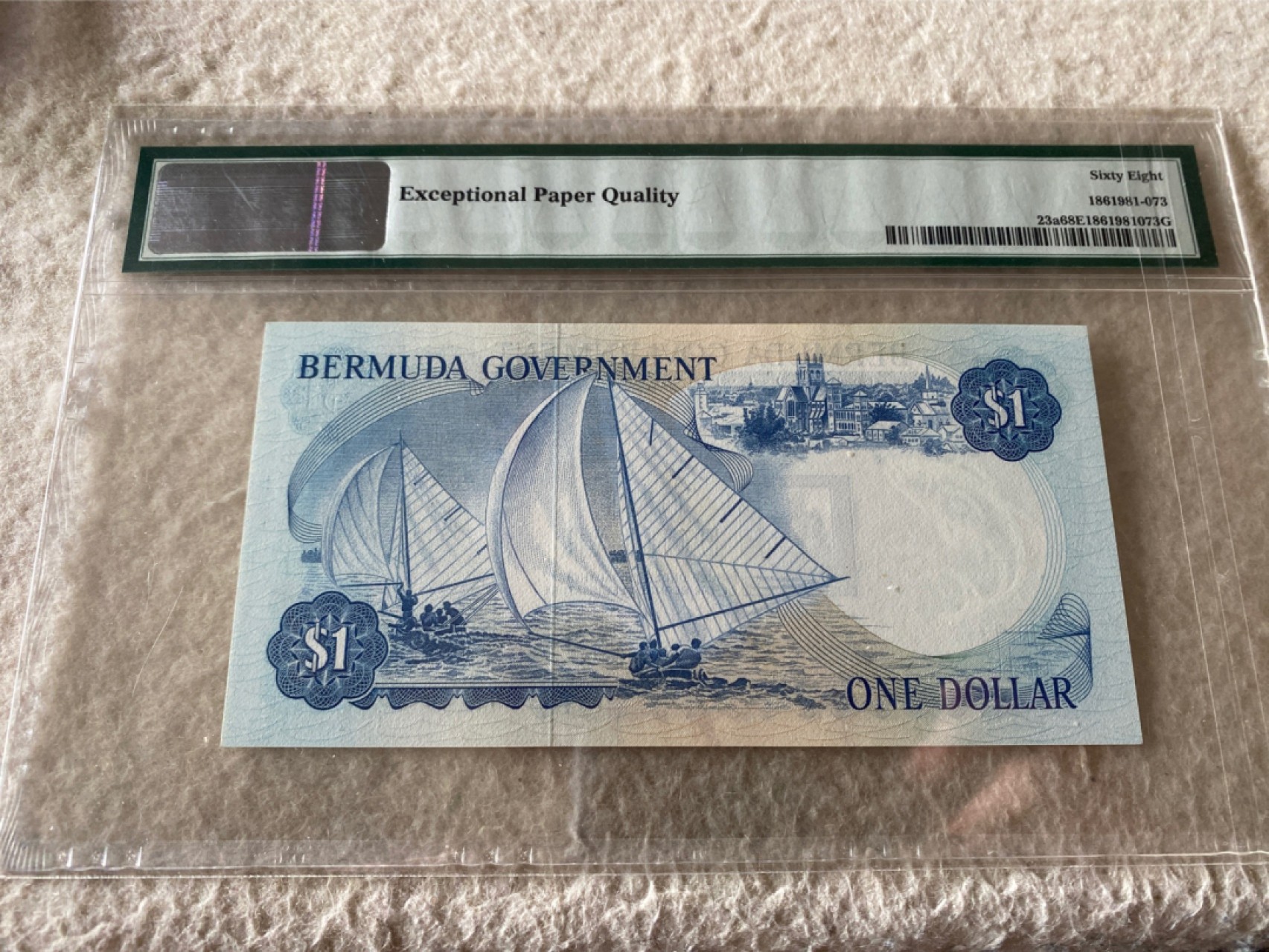收藏联盟第163期拍卖 外国钞场 今晚七点不见不散 1970年百慕大群岛1元 首发A/1冠百位号 PMG68E