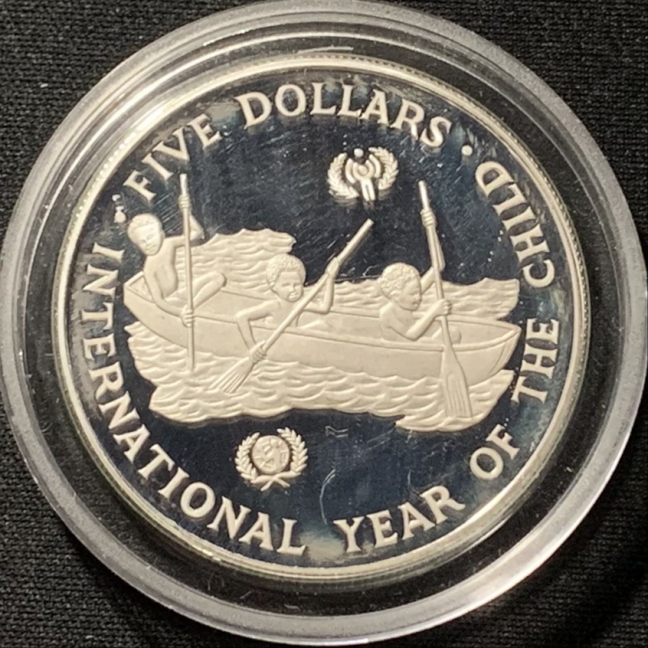 紫瑗钱币——第190期拍卖 所罗门群岛 1983年 国际儿童年 5元 28.9克 0.925银 精制