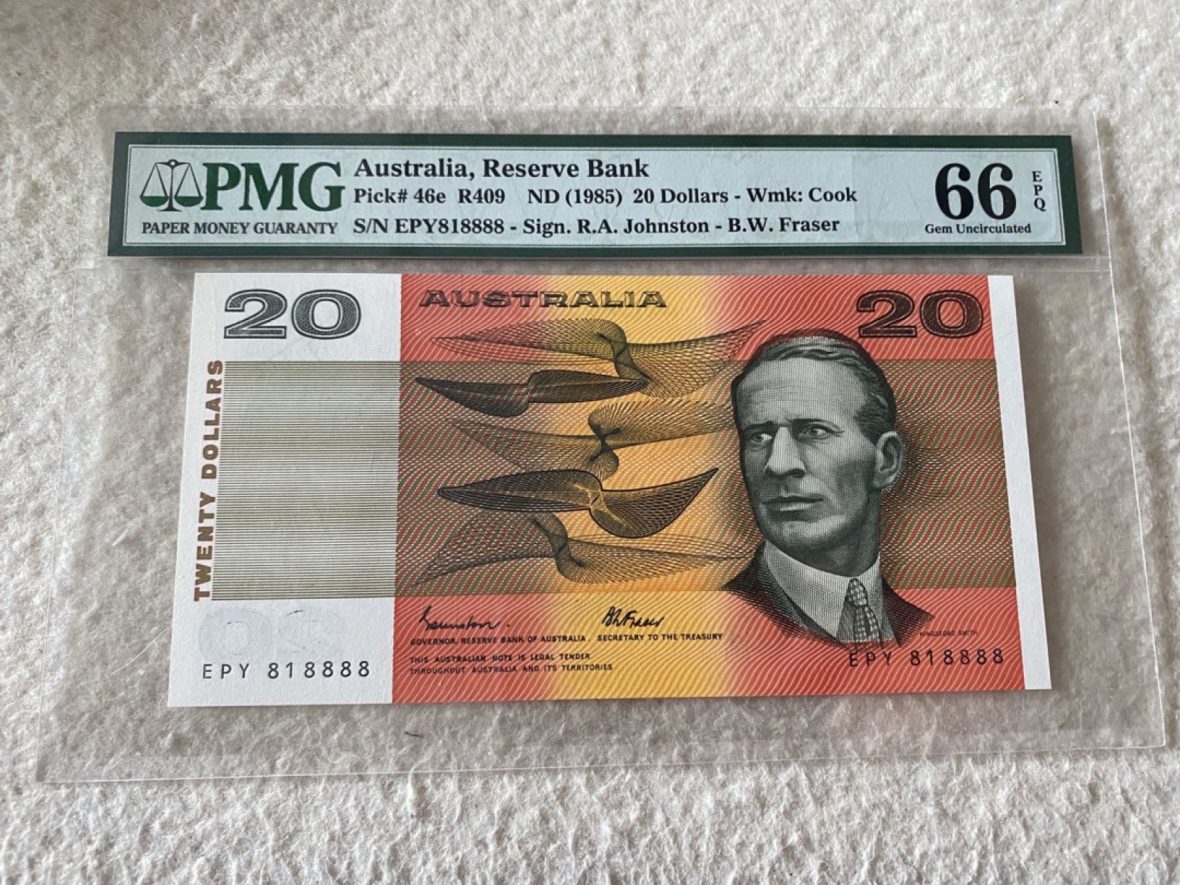 收藏联盟第163期拍卖 外国钞场 今晚七点不见不散 1985年澳大利亚20元 近全通8靓号 PMG66E