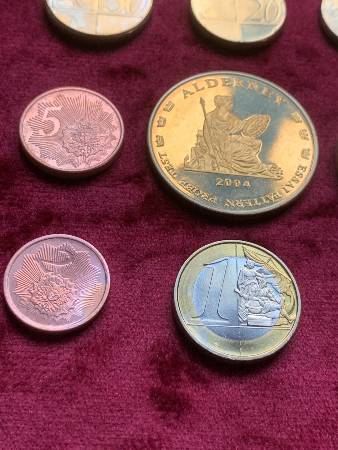 《竞宝斋》第59场-本周日，周一2场连拍（全场不限金额包邮） 奥尔德尼岛2004年欧元试铸样币
