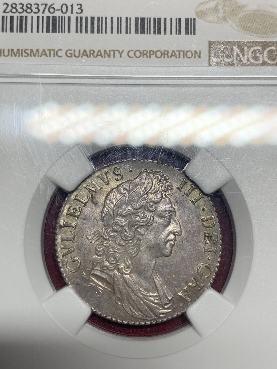 《竞宝斋》第59场-本周日，周一2场连拍（全场不限金额包邮） NGC-MS63 英国 1697年 1先令 银币 紫灰色包浆，双面深打，细节完美，同分中的战斗机