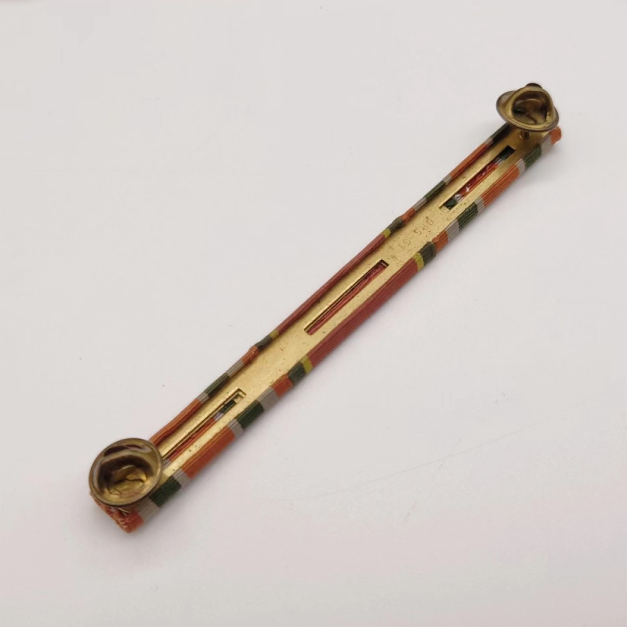 勋章奖章交易所5月28日拍卖 美国勋略一组