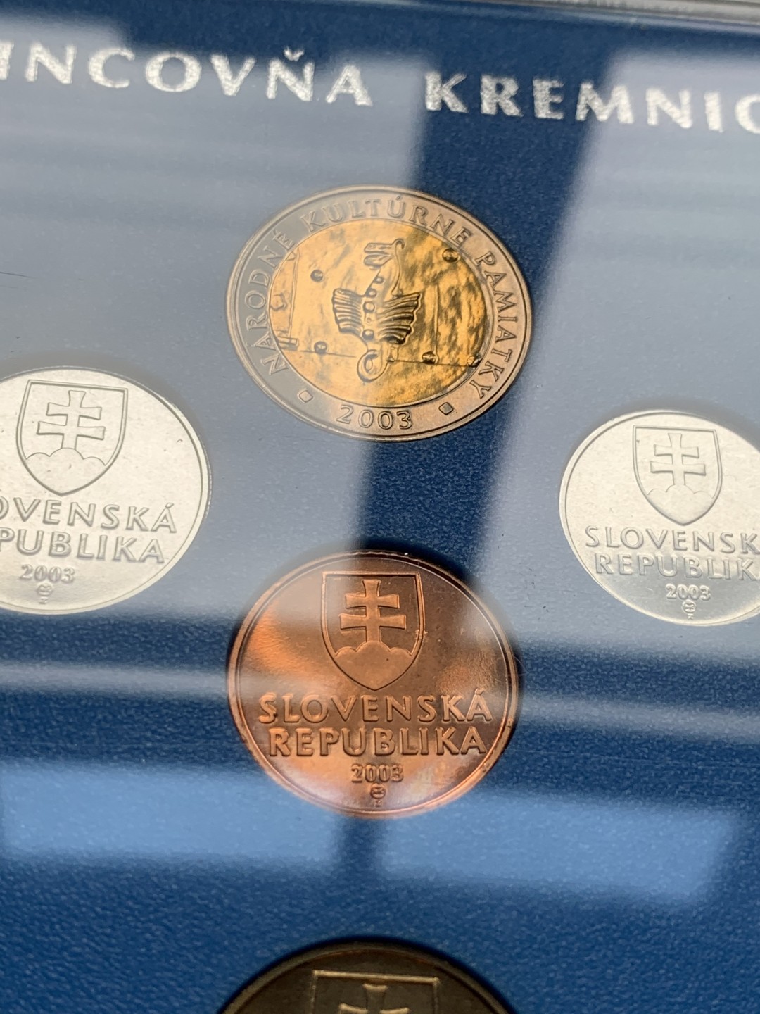 《竞宝斋》第59场-本周日，周一2场连拍（全场不限金额包邮） 斯洛伐克 2003年 8枚装 套币