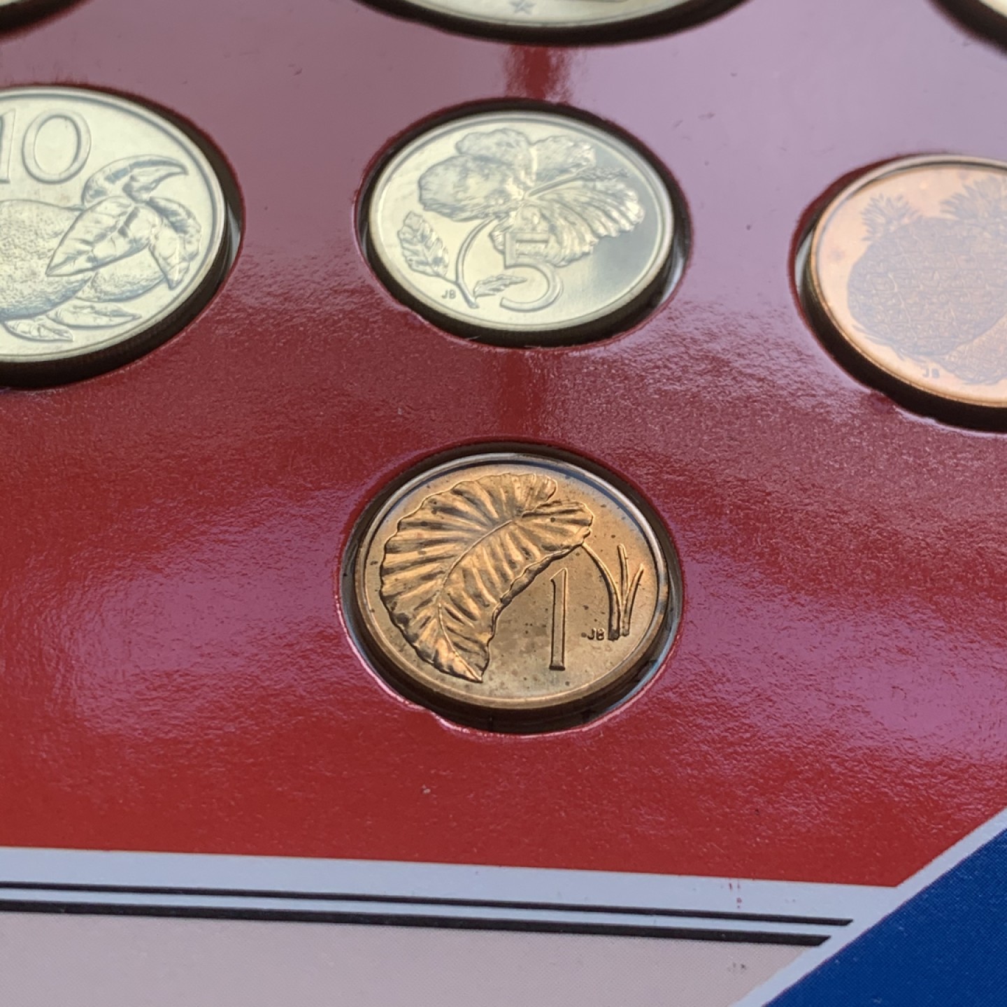 《竞宝斋》第59场-本周日，周一2场连拍（全场不限金额包邮） 库克群岛1983年清年份官方原装套币BU 1分-1元 克劳斯编号MS14