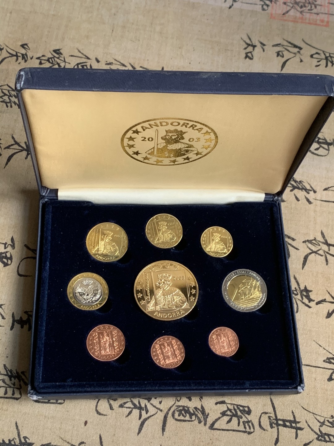 《竞宝斋》第59场-本周日，周一2场连拍（全场不限金额包邮） 原盒证书 安道尔 2003年 9枚装 ESSAI 试铸样币