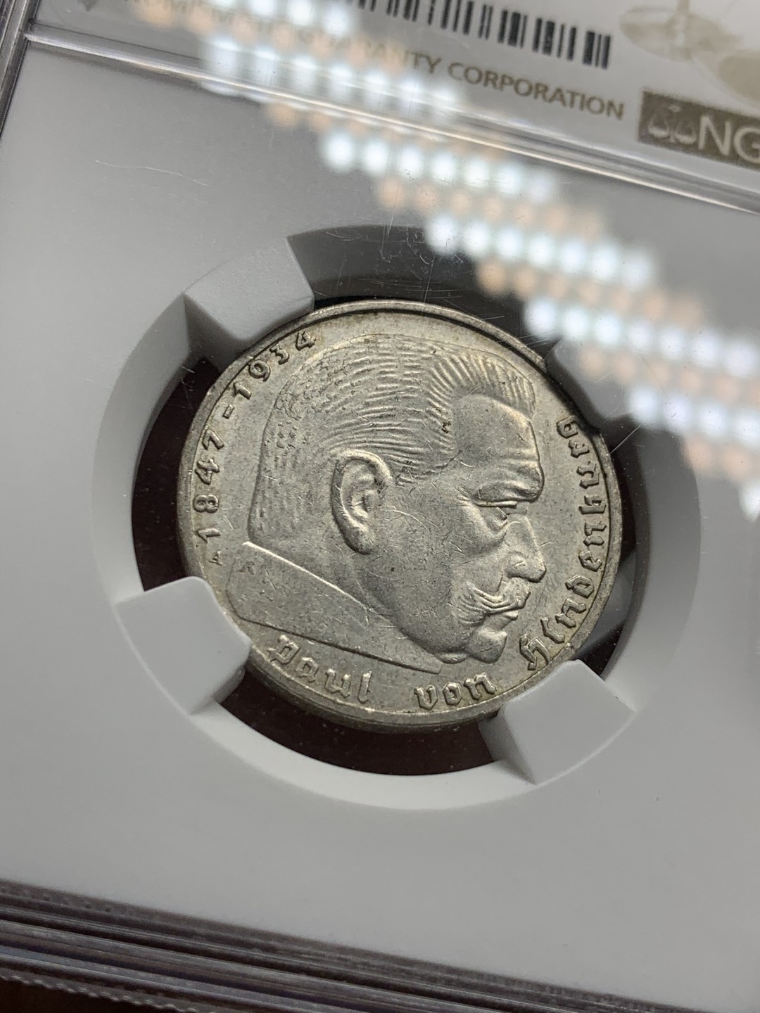 《竞宝斋》第59场-本周日，周一2场连拍（全场不限金额包邮） NGC MS62 德国1939 A版 2马克 银币细节很好